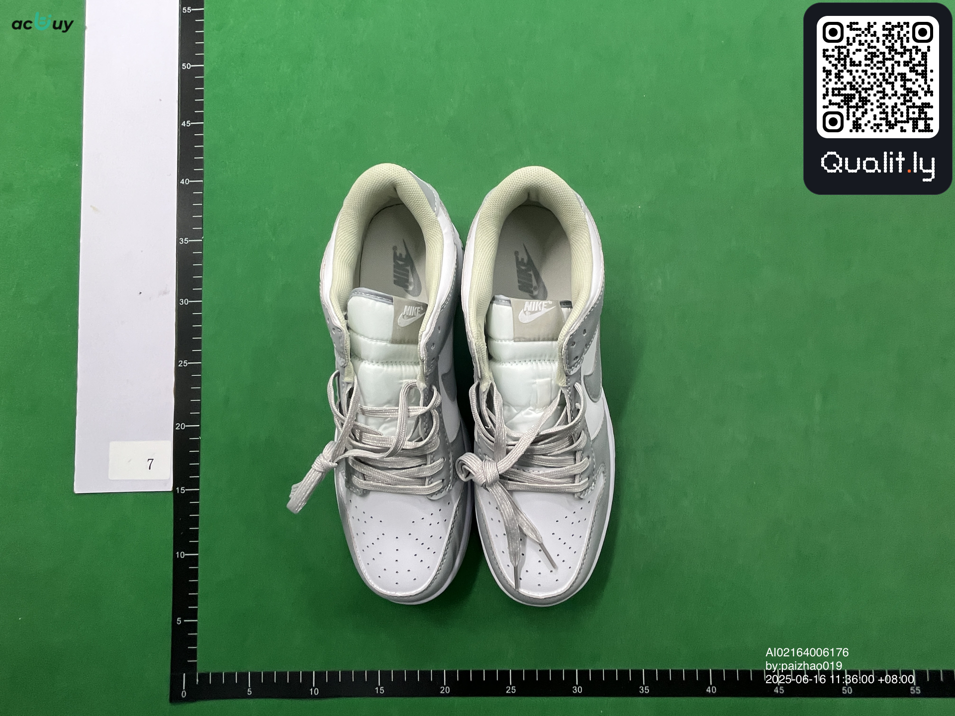 Sneakers — QC-foto 1 van 126