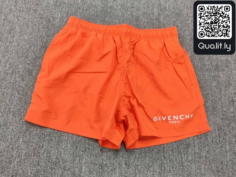 Shorts QC photo 1 of 20