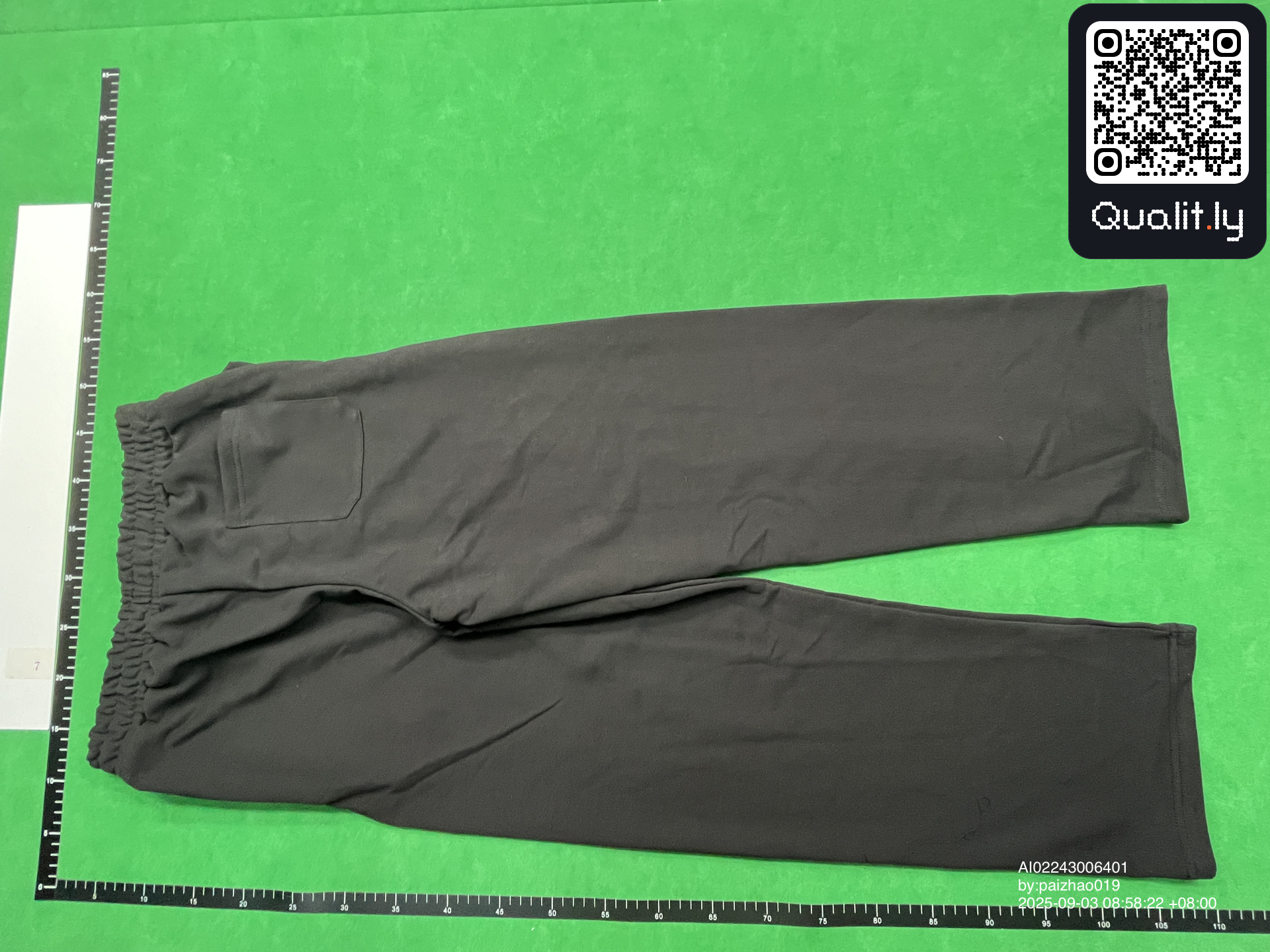 长裤 QC 照片 2 / 4