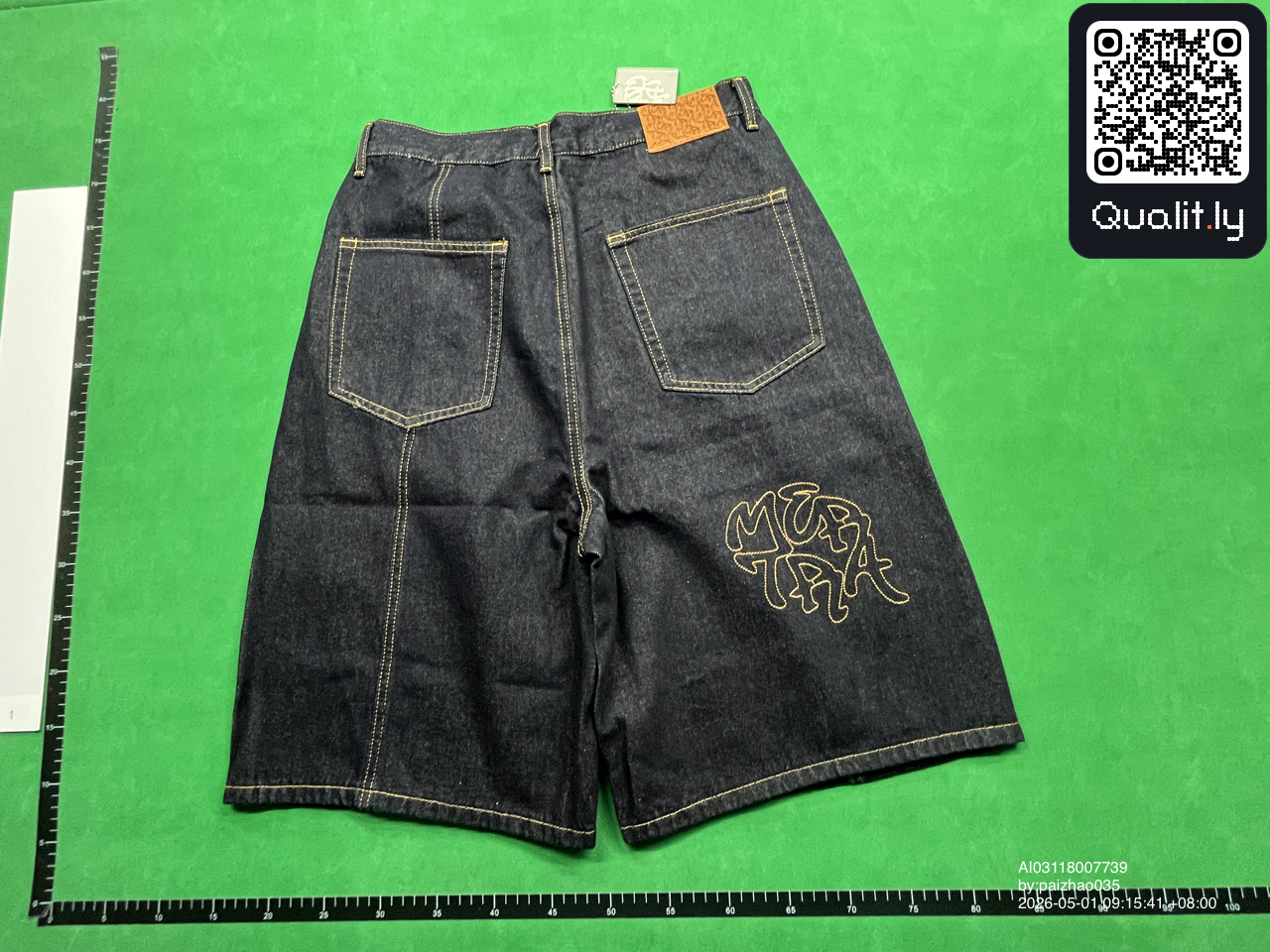 Jeans QC photo 2 of 24