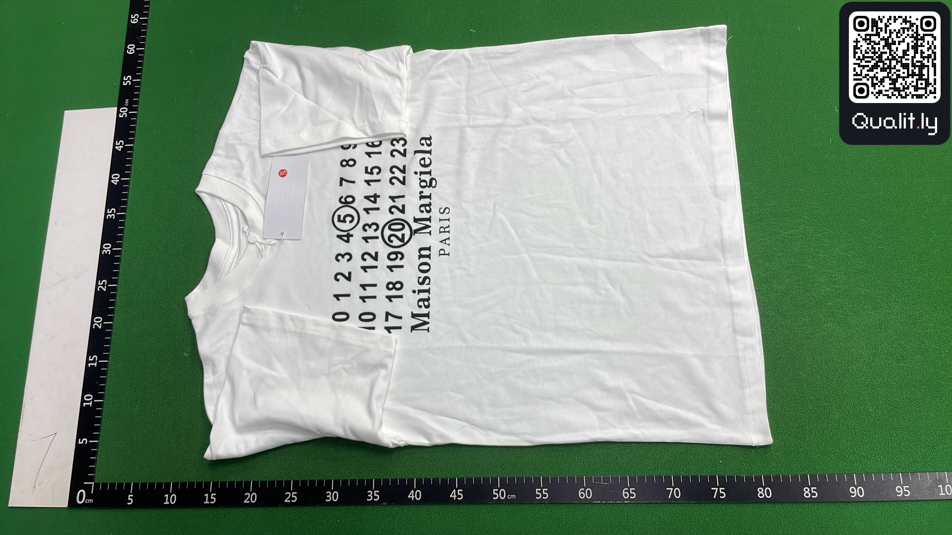 T-shirt QC photo 2 of 211