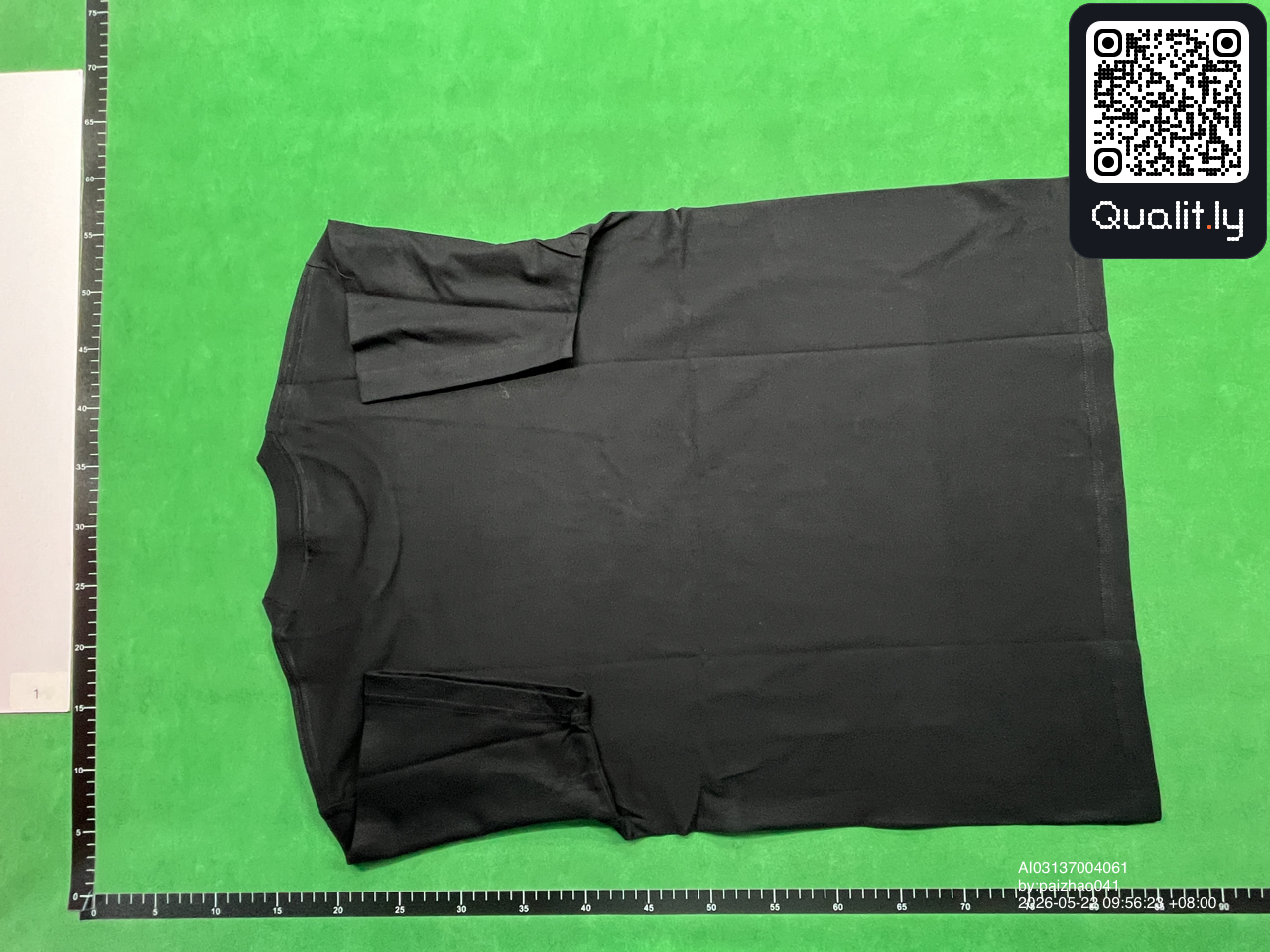 T-Shirt — QC-Foto 2 von 4