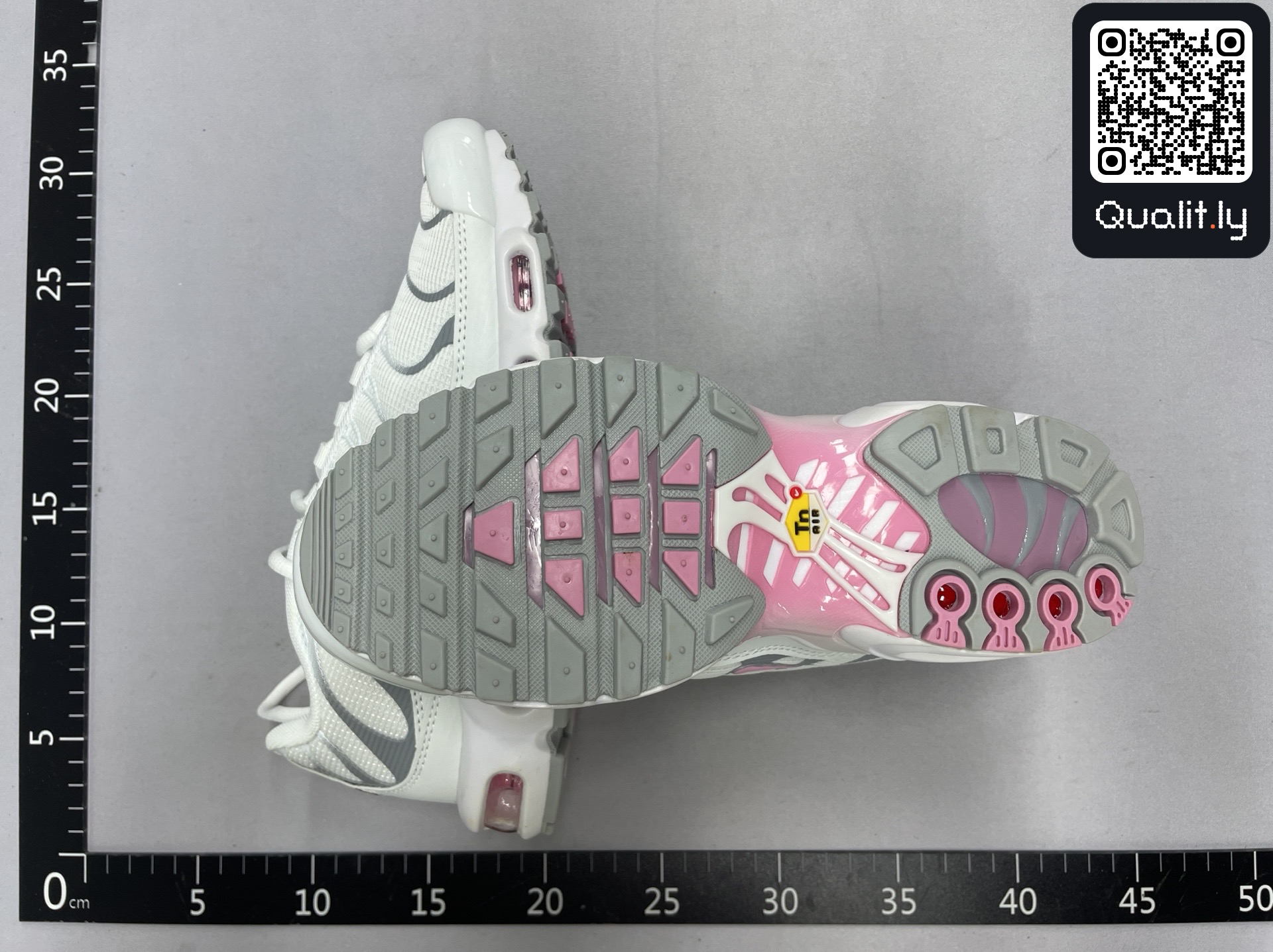 Sneakers — QC-foto 2 van 101
