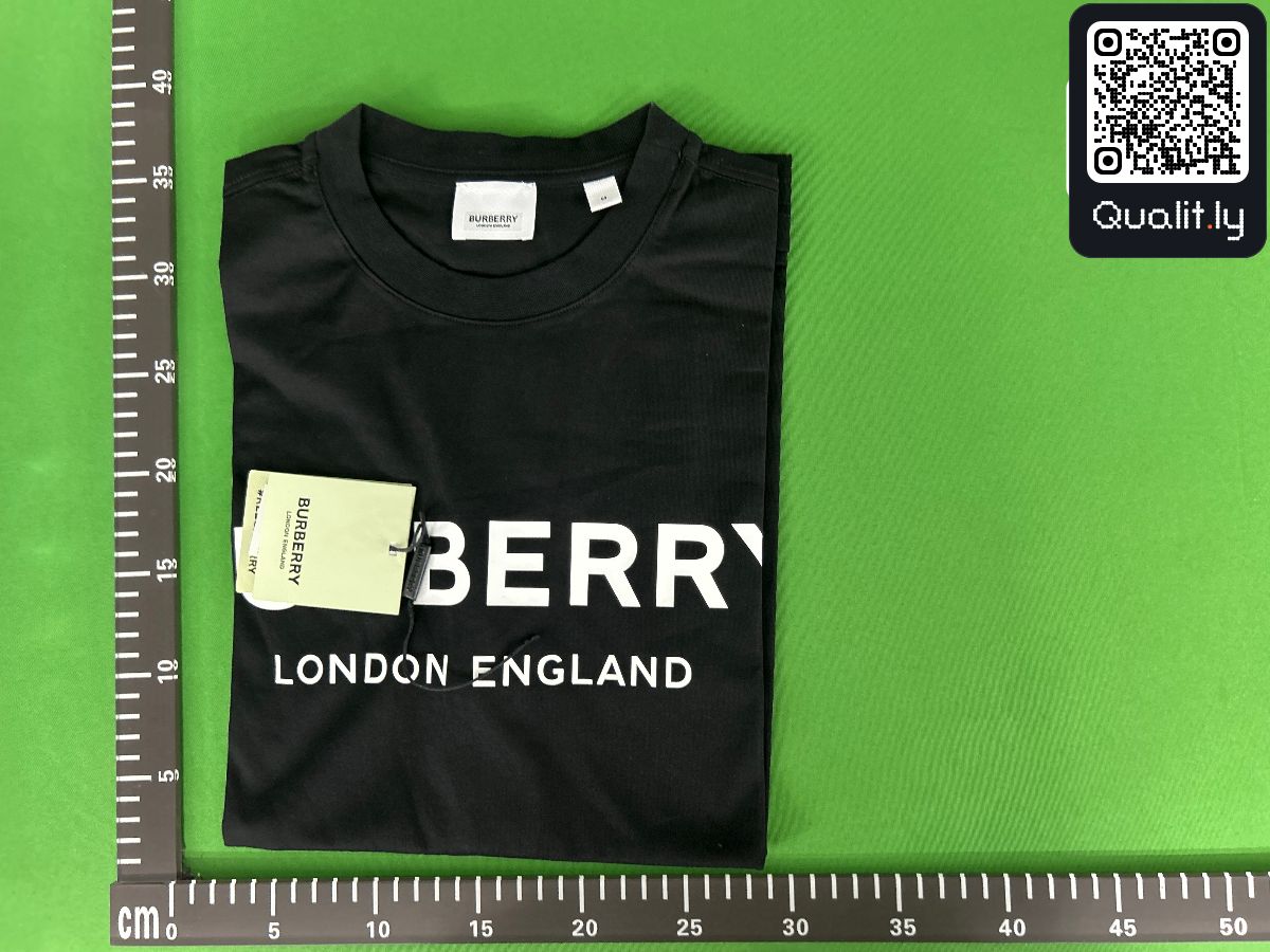 T-shirt — foto QC 1 de 4