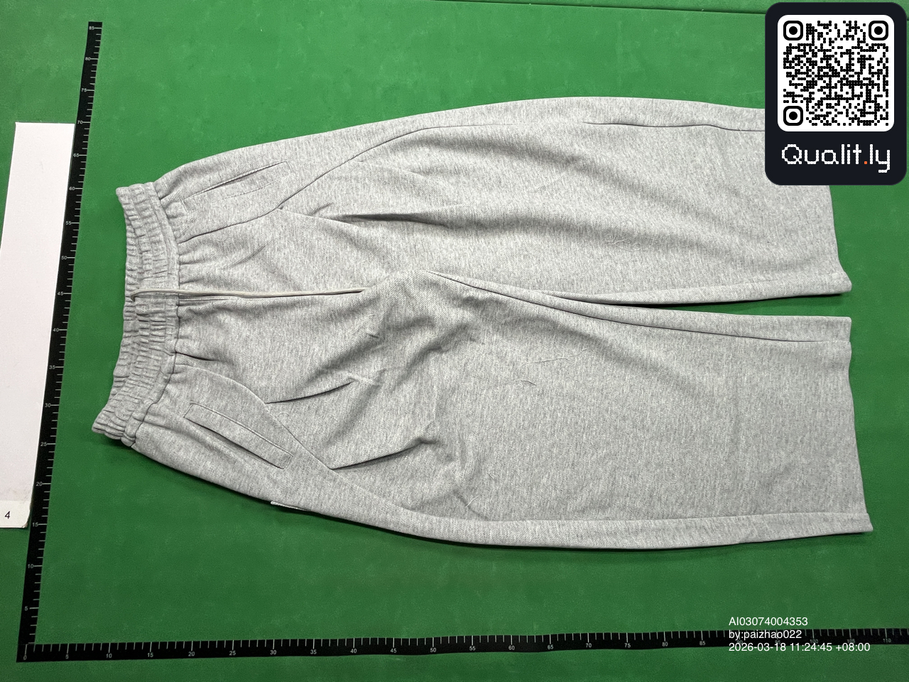 Pantalon — photo QC 3 sur 4