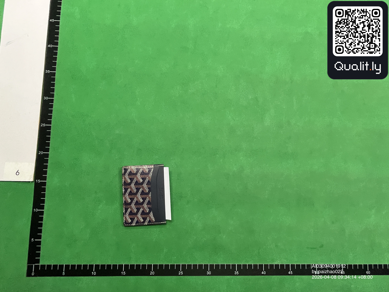 Foto QC 2 de 6