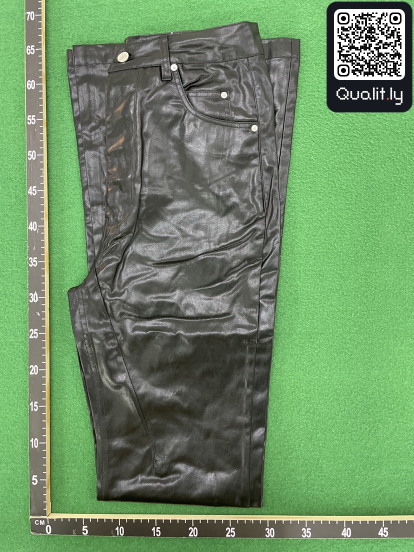 Jeansy — zdjęcie QC 1 z 41