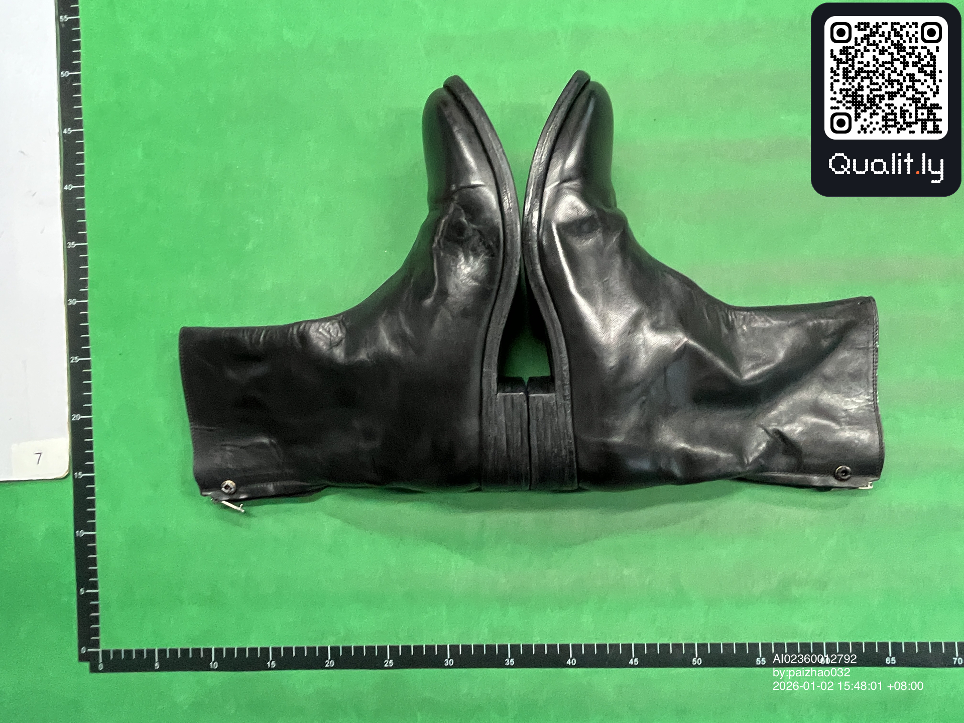 靴子 QC 照片 2 / 6