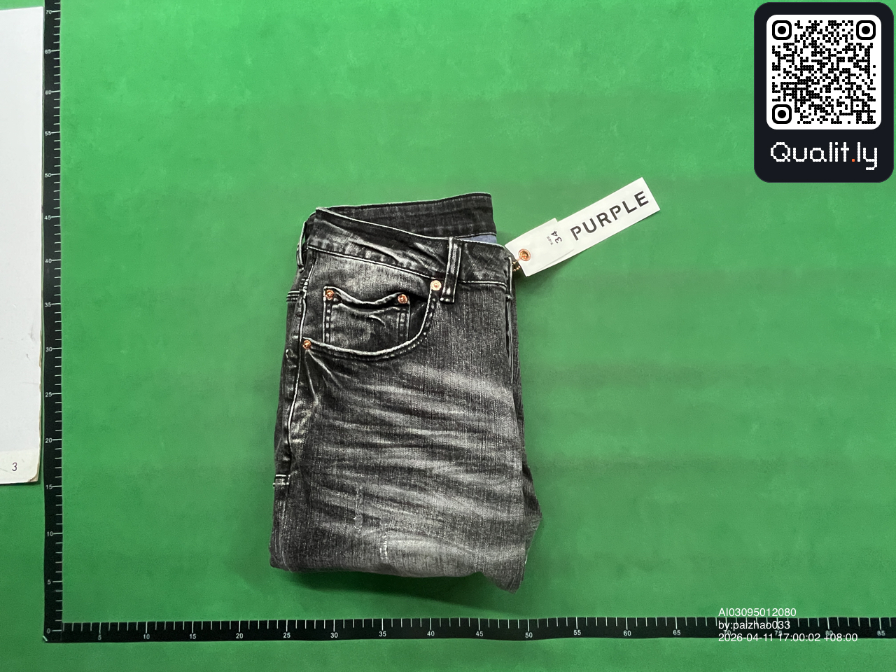 Blugi — fotografie QC 1 din 118
