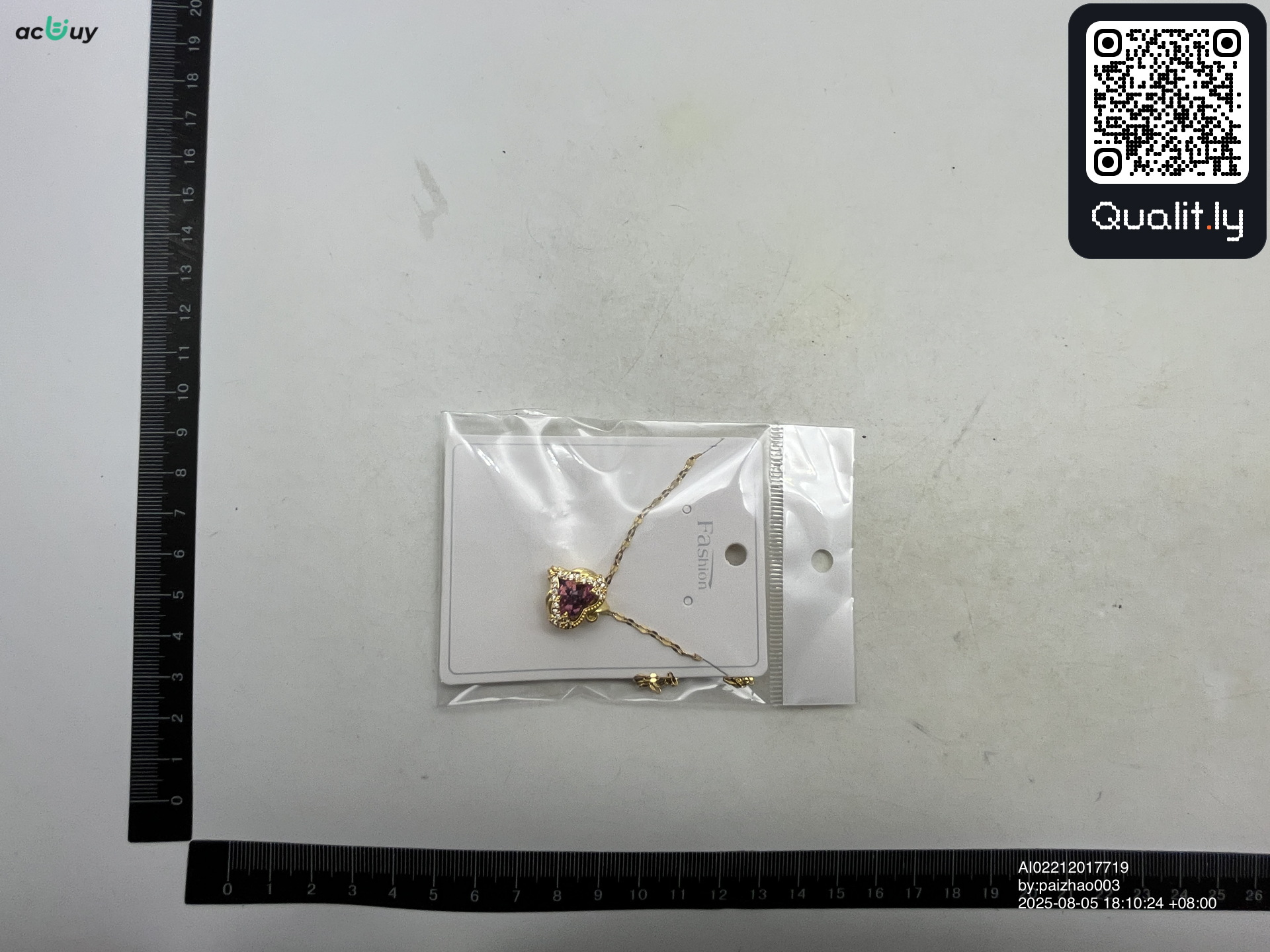 Schmuck — QC-Foto 1 von 9
