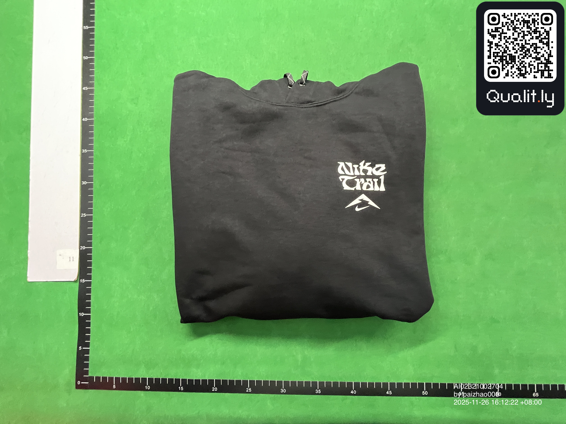 Hoodie QC photo 1 of 24
