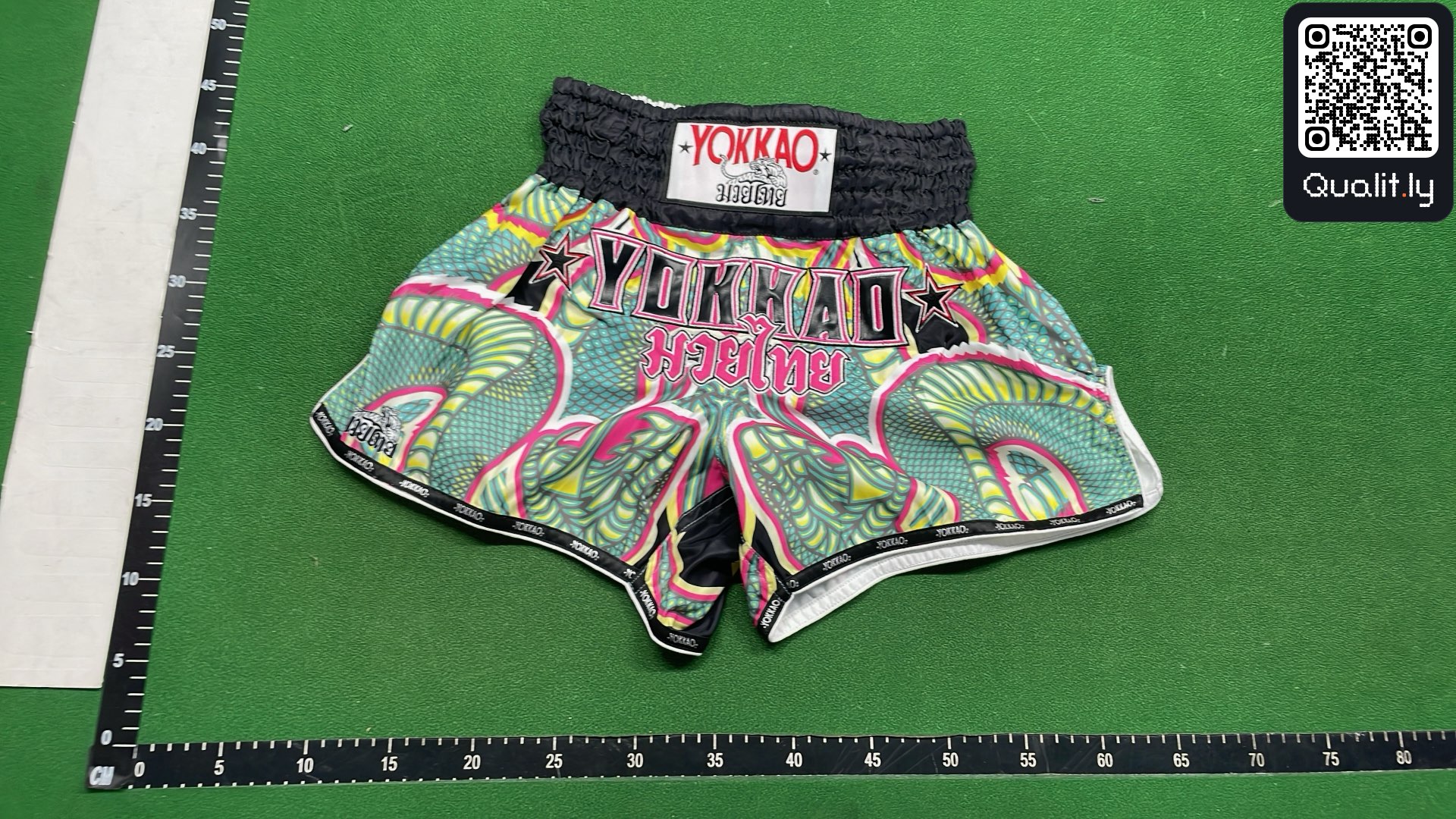 Pantaloncini — foto QC 2 di 4