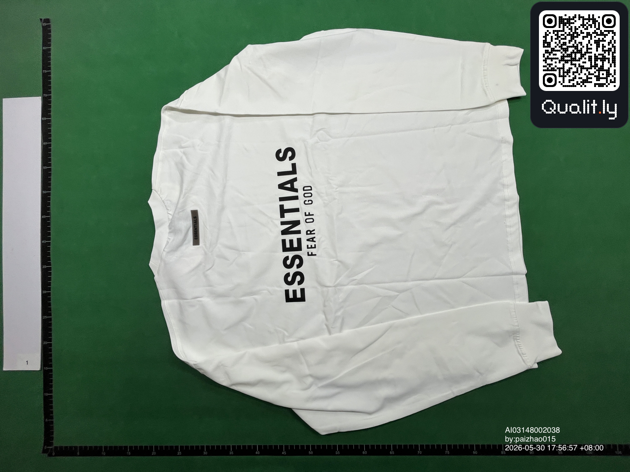 T-shirt — foto QC 2 di 10