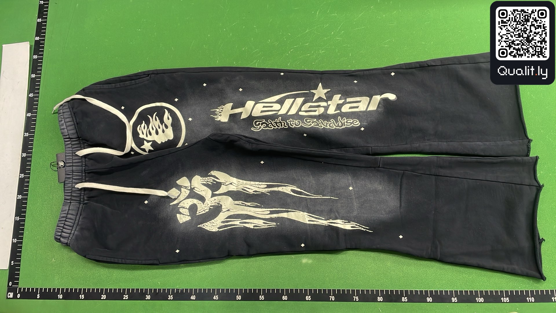Hoodie — QC-foto 2 van 8