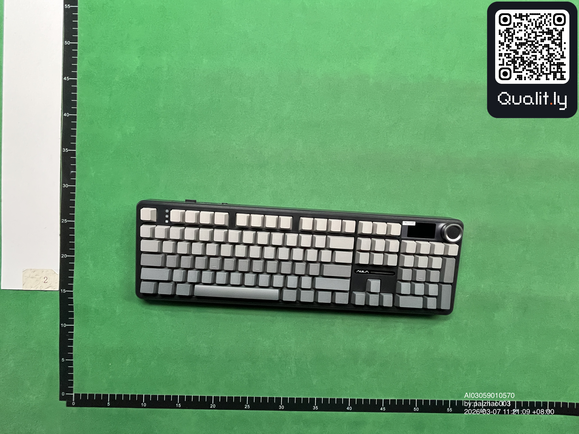 Foto QC 3 de 9