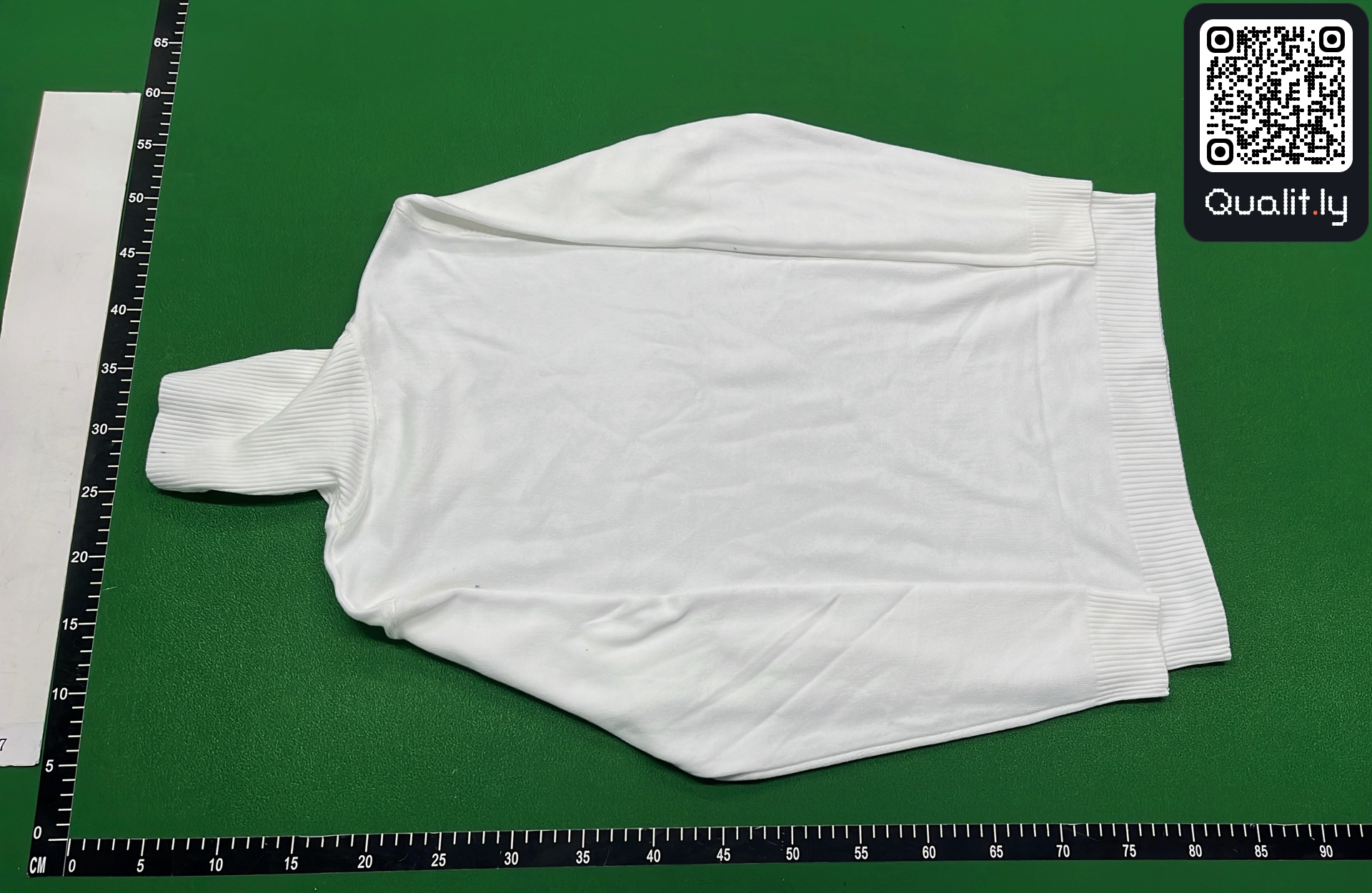 Sweater QC photo 3 of 40