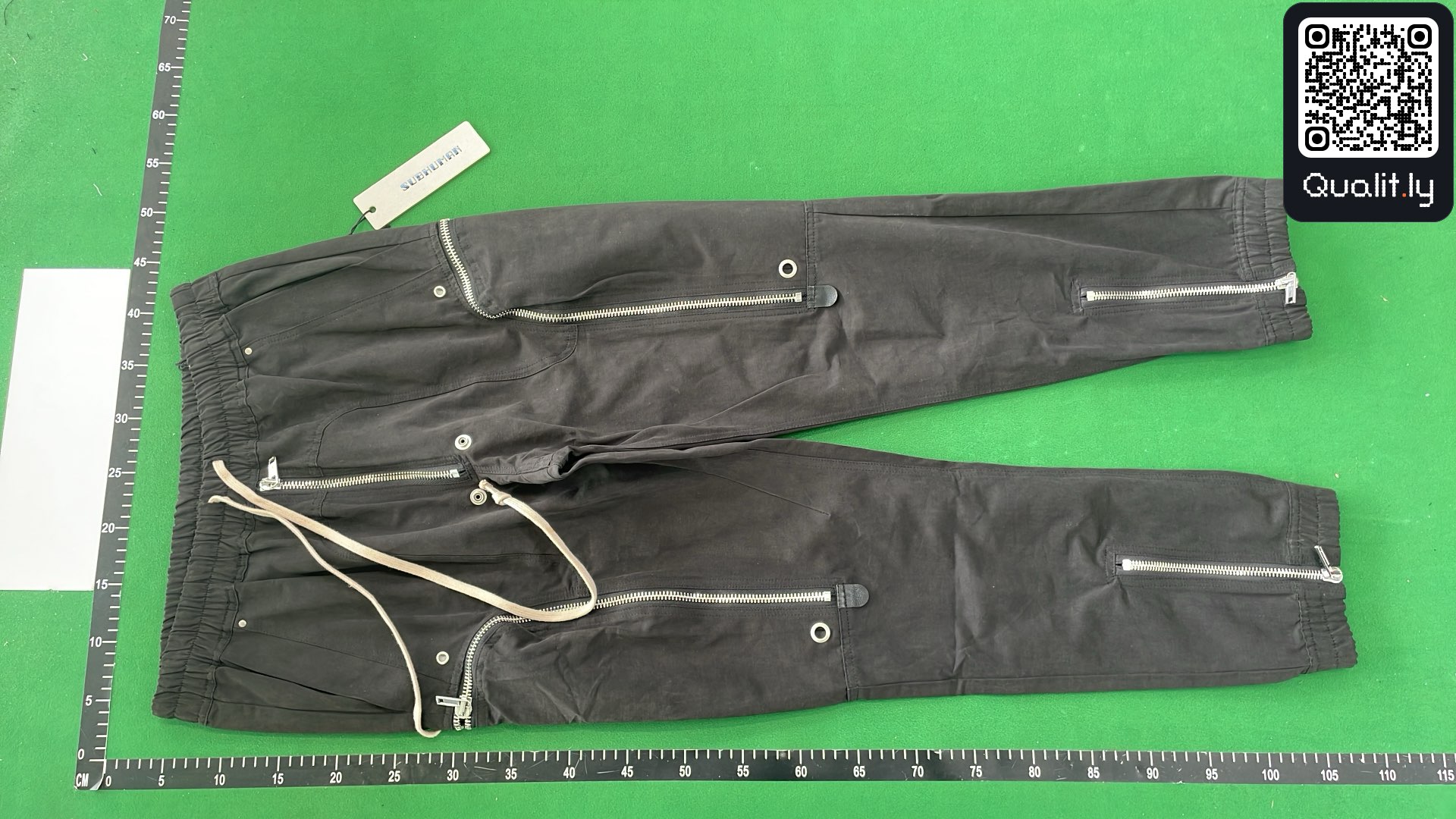 Pants QC photo 2 of 38