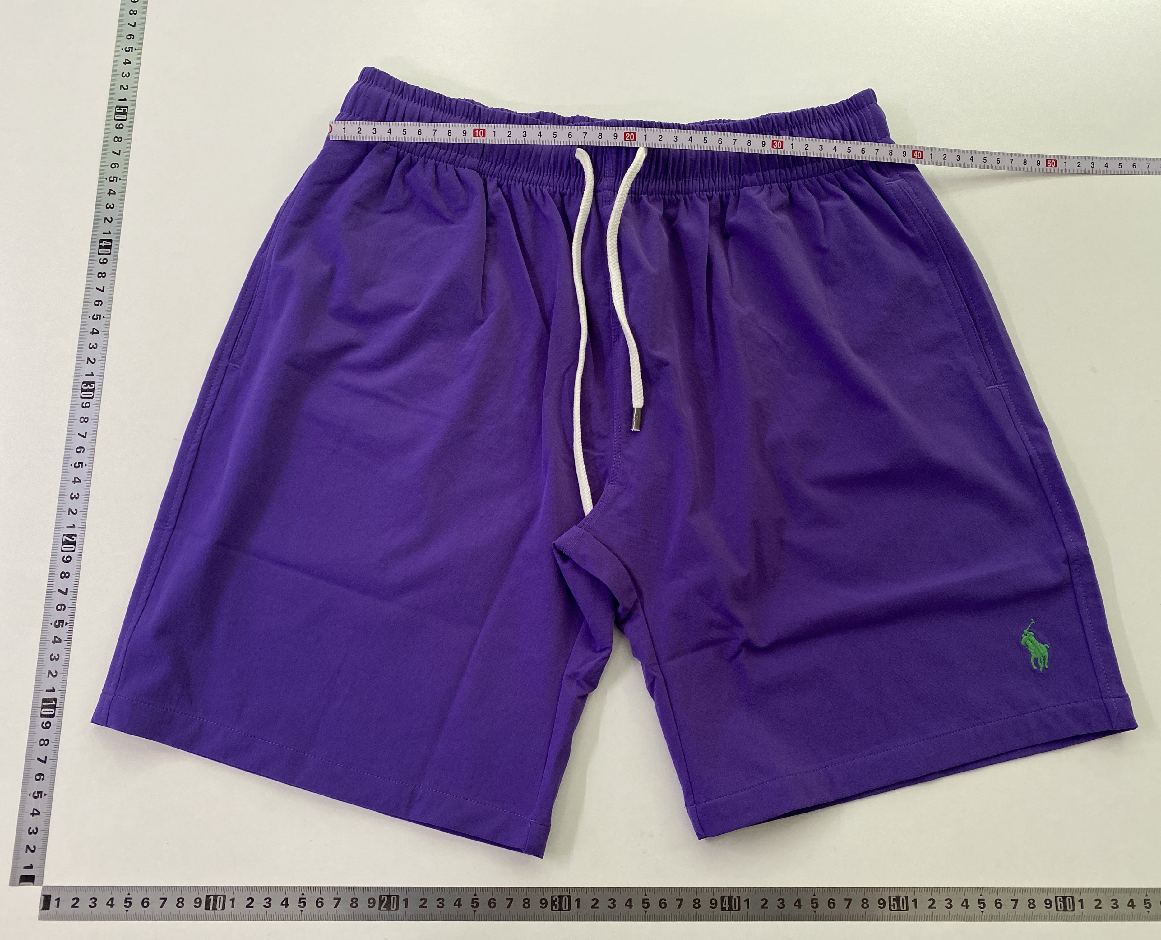 Shorts QC photo 1 of 74