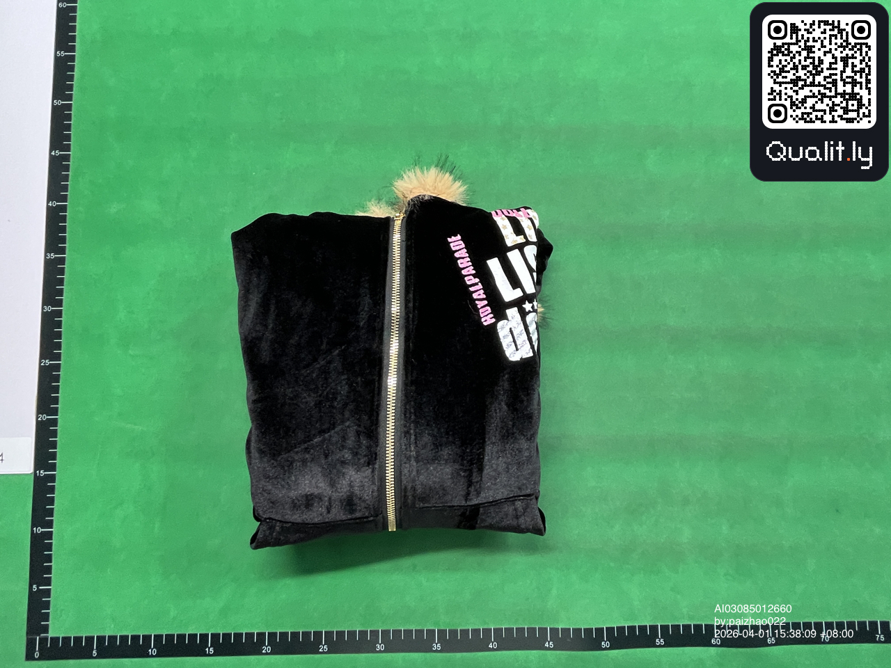 Hoodie — QC-foto 1 av 4