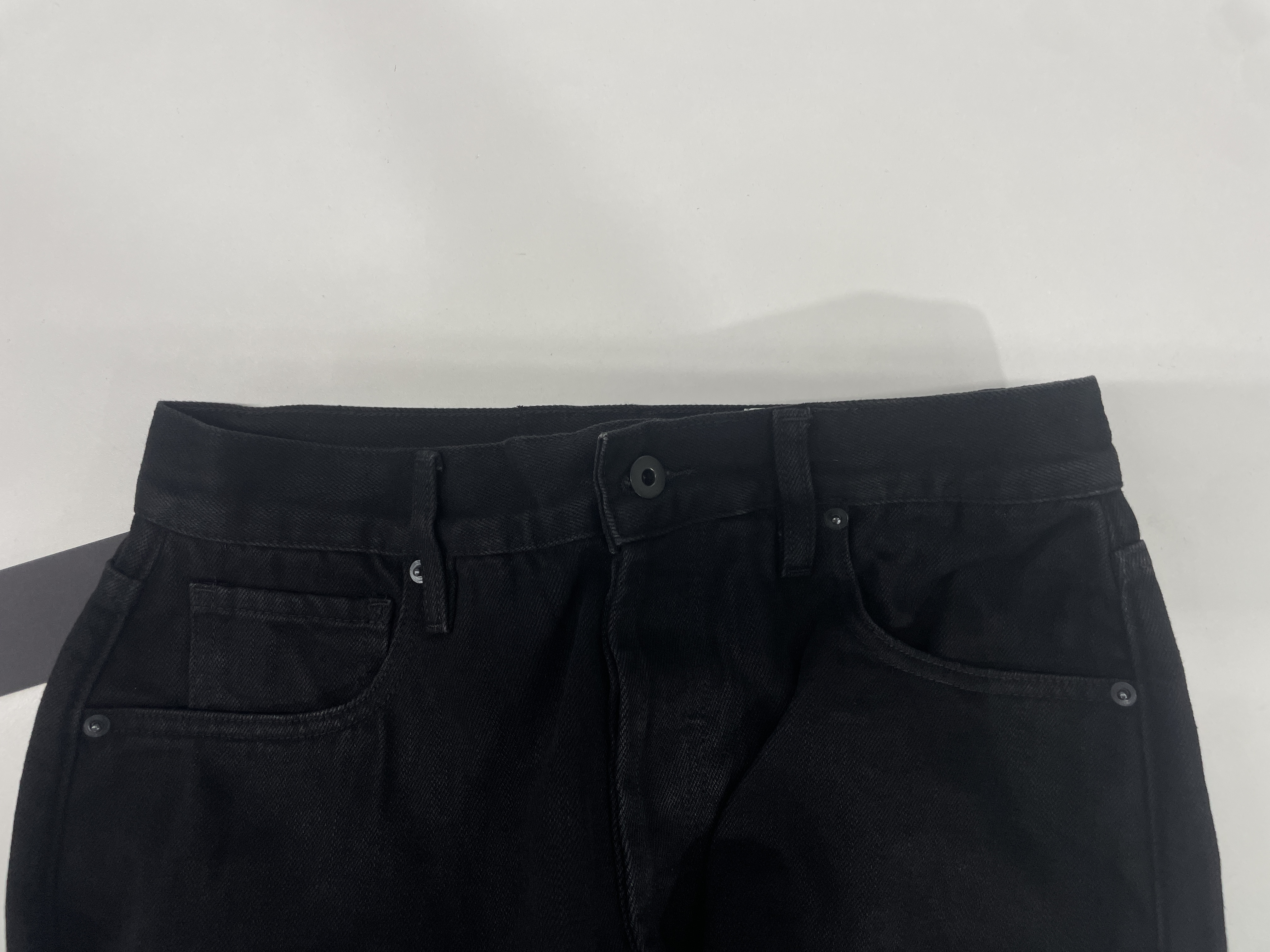 Jeans QC photo 3 of 10