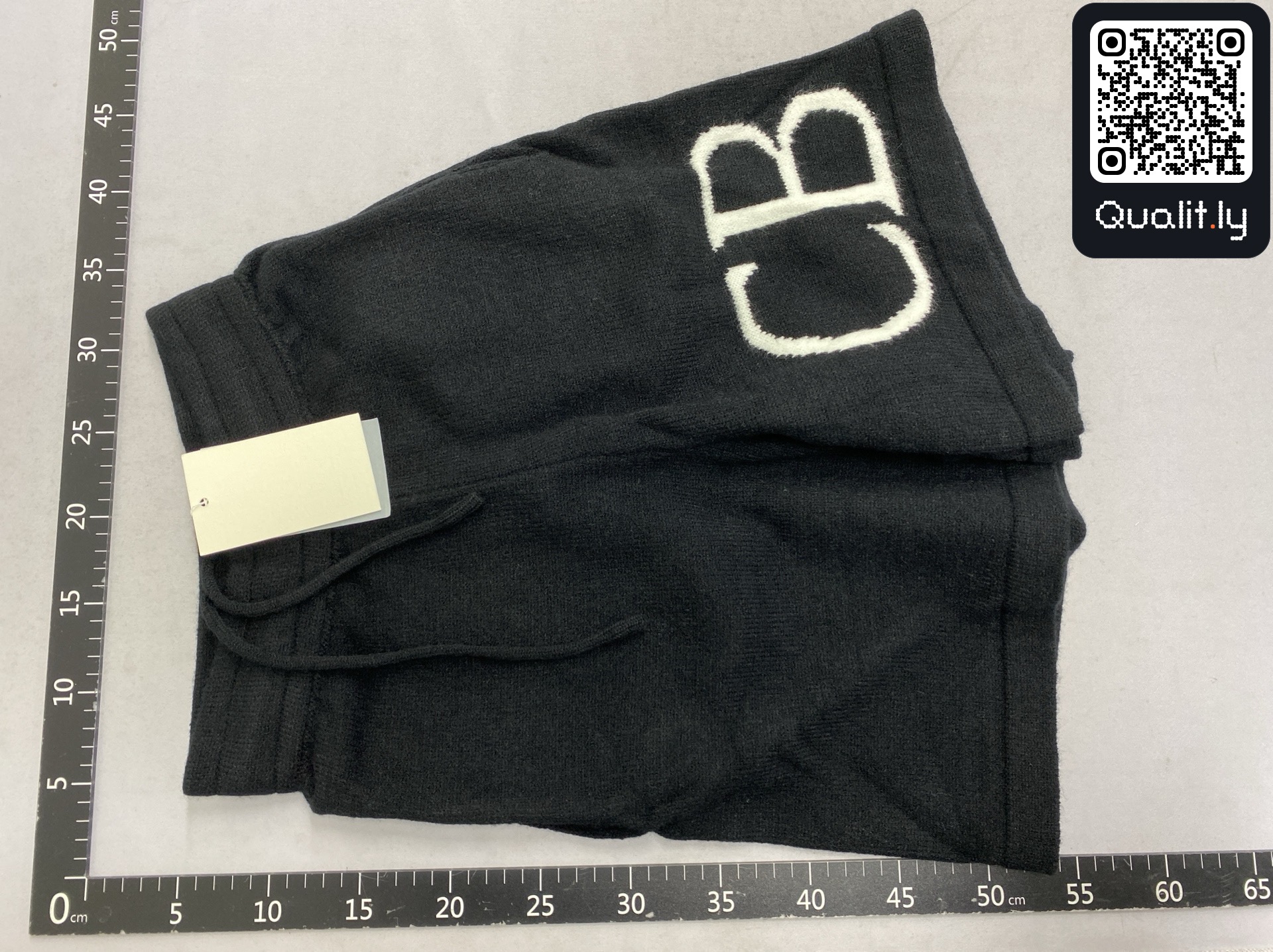 Sweater QC photo 3 of 78
