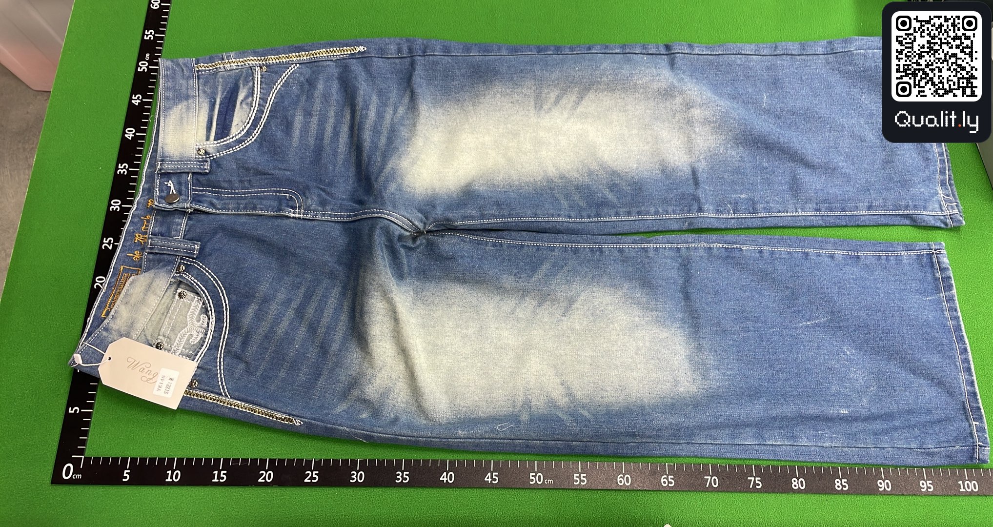 牛仔裤 QC 照片 2 / 4