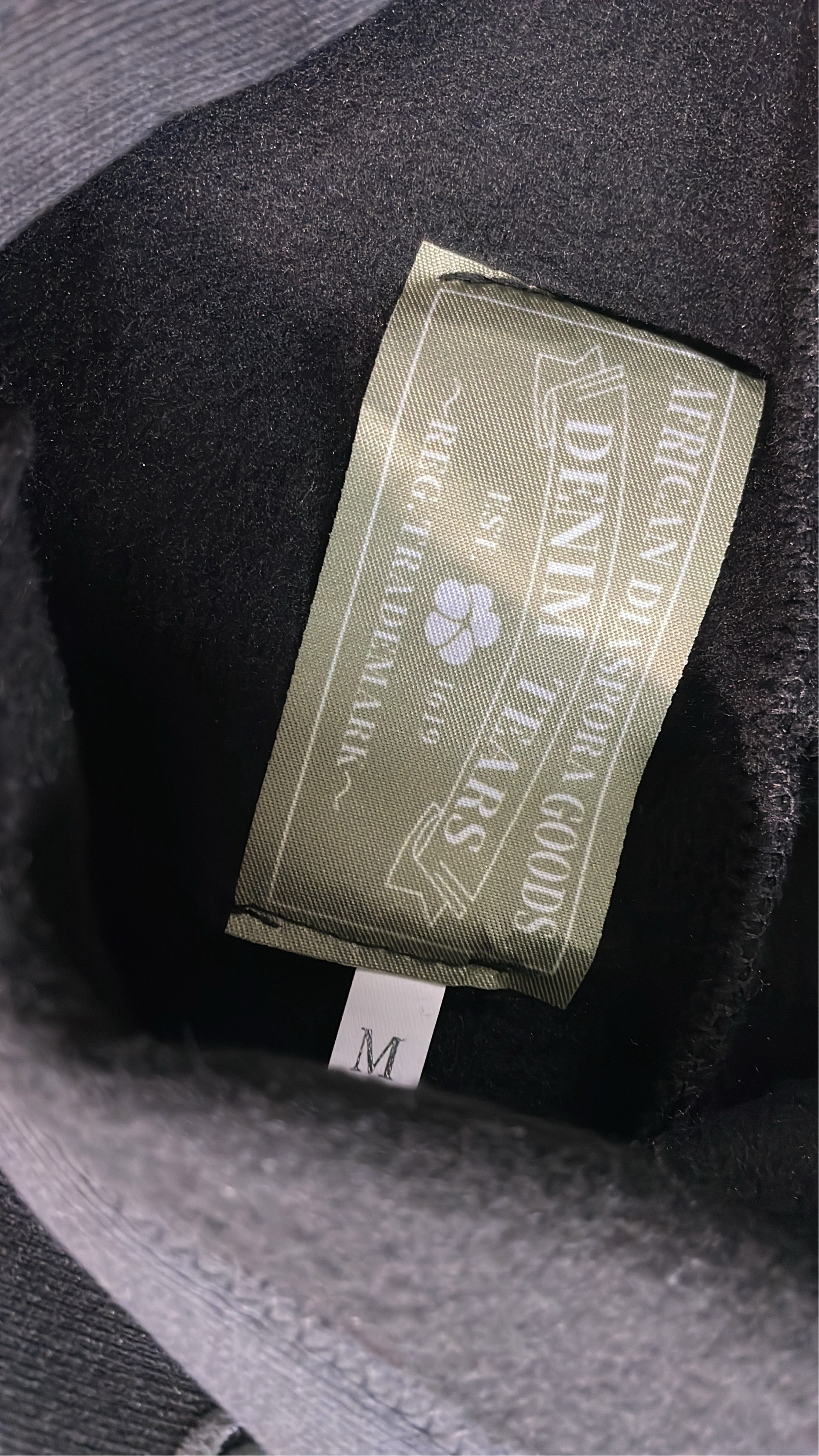 Camisola de malha — foto QC 1 de 4
