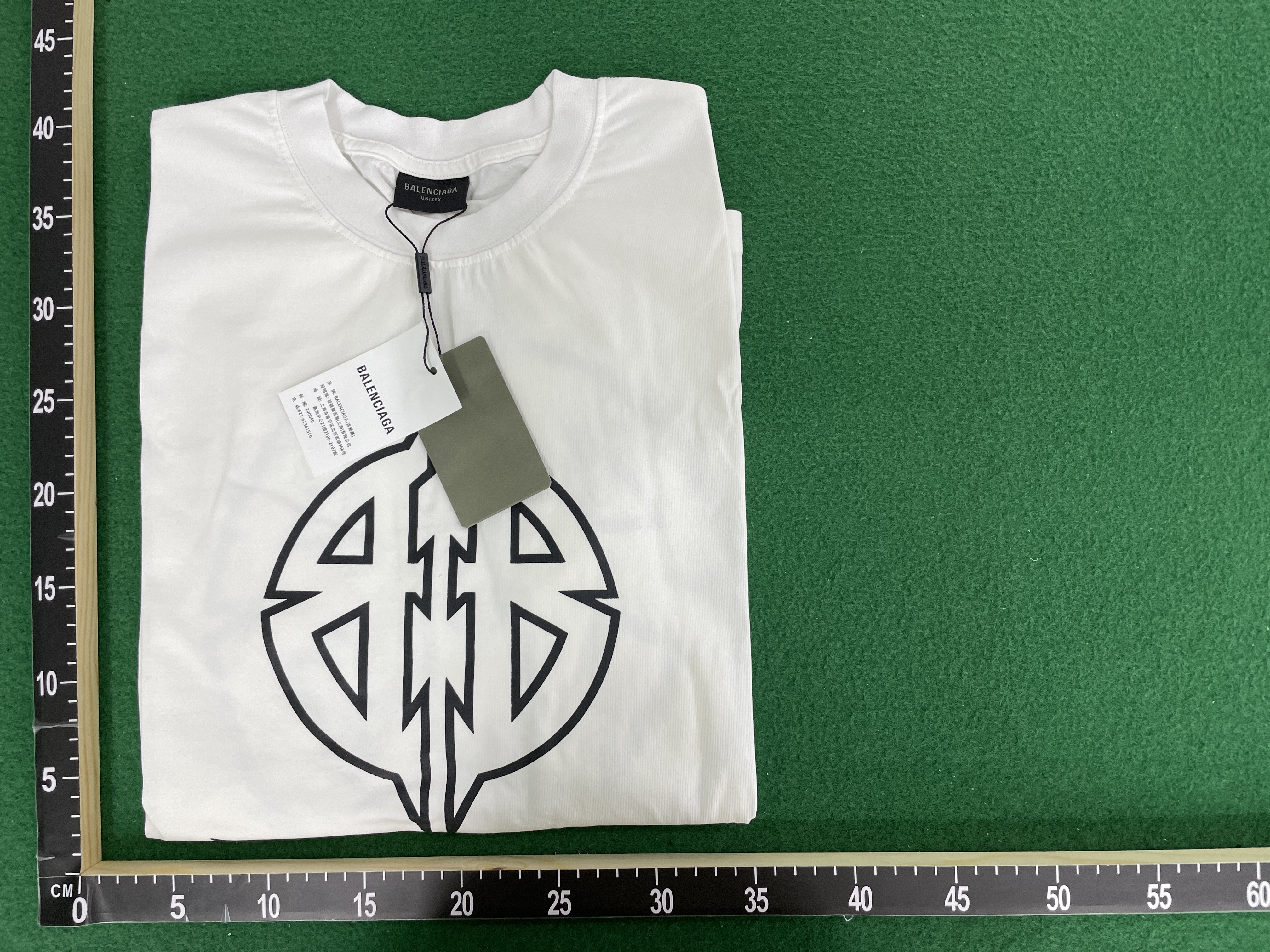 T-shirt — foto QC 1 de 6