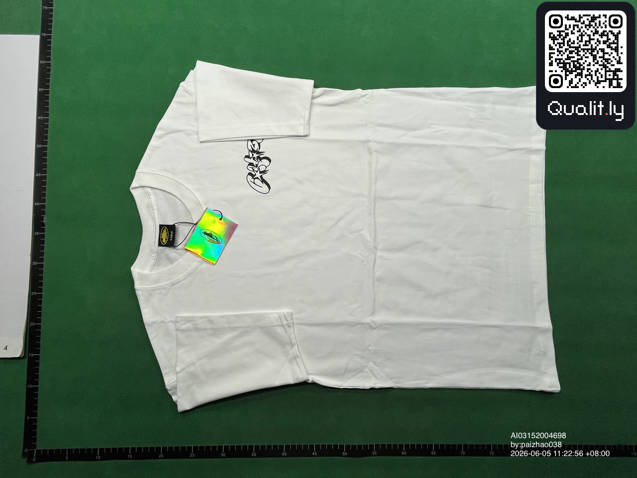 T-shirt QC photo 2 of 142