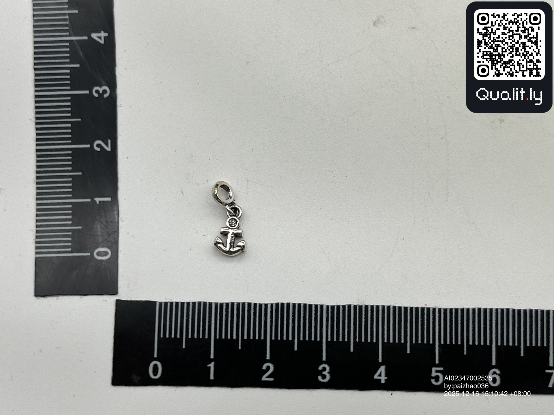 Schmuck — QC-Foto 1 von 3
