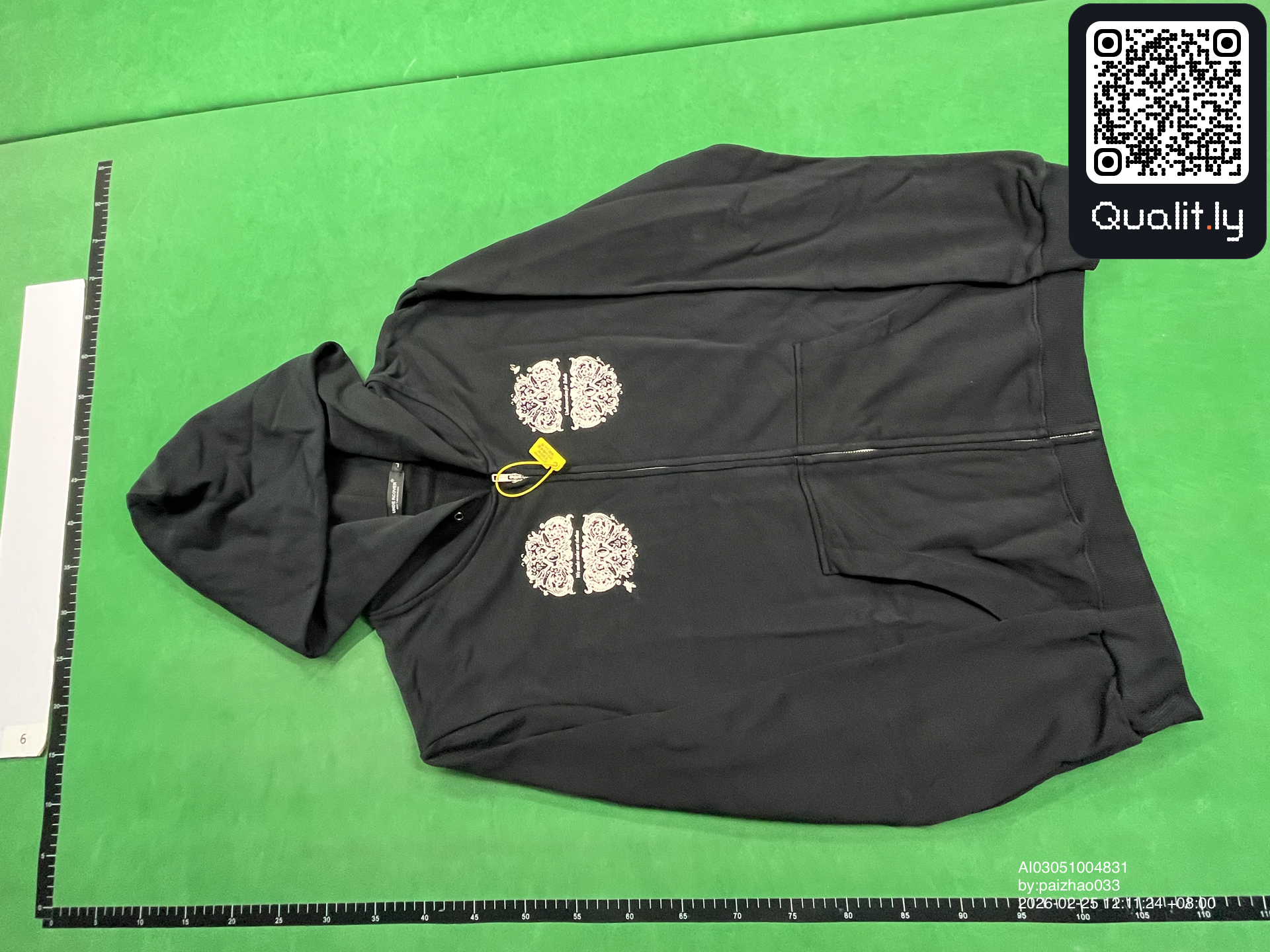 Hoodie — QC-foto 3 av 8