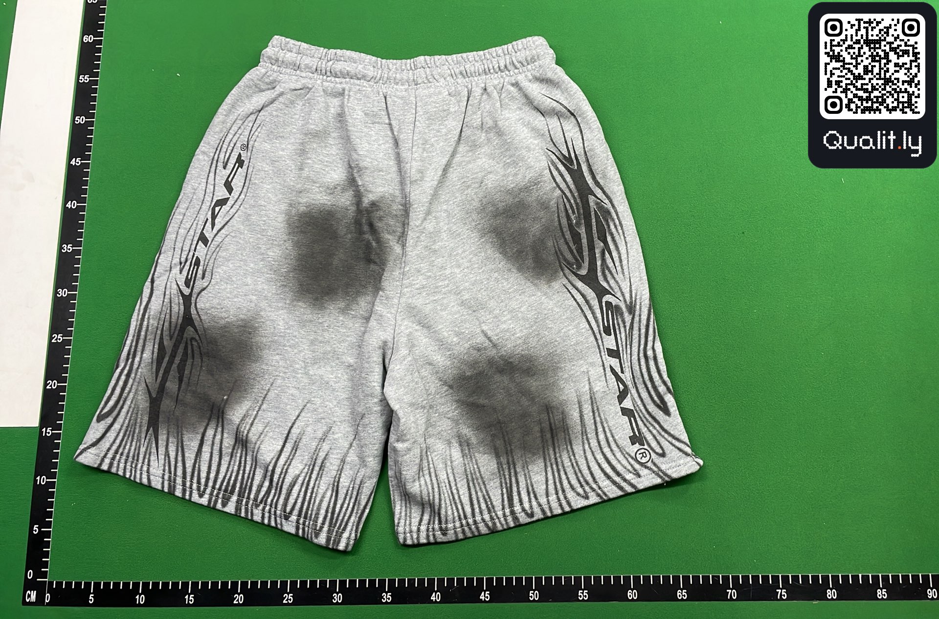 Korte broek — QC-foto 3 van 332