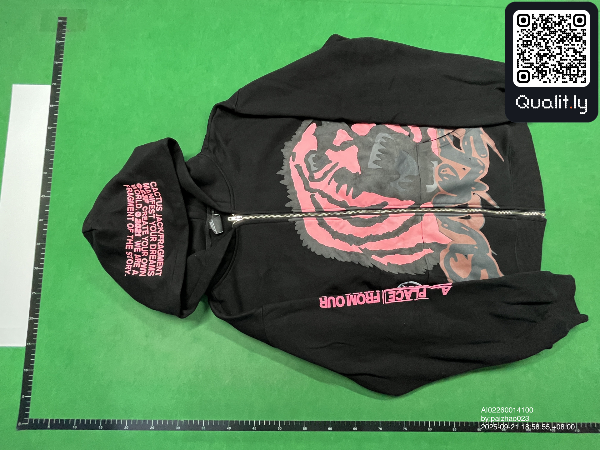 Sudadera con capucha — foto QC 3 de 4