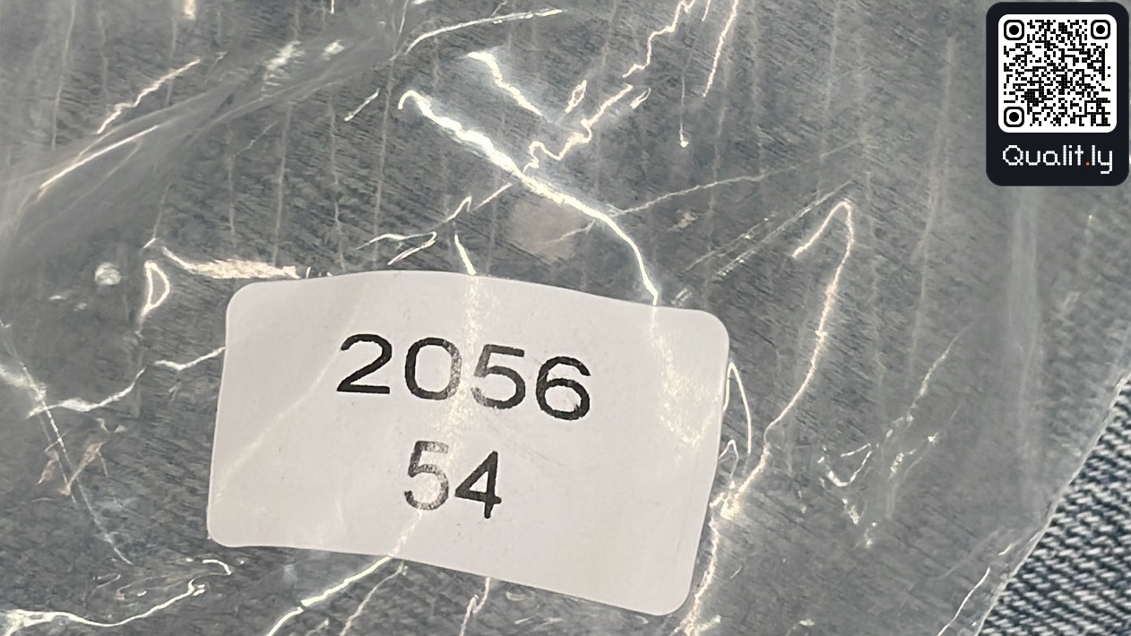 Jeans QC photo 1 of 12