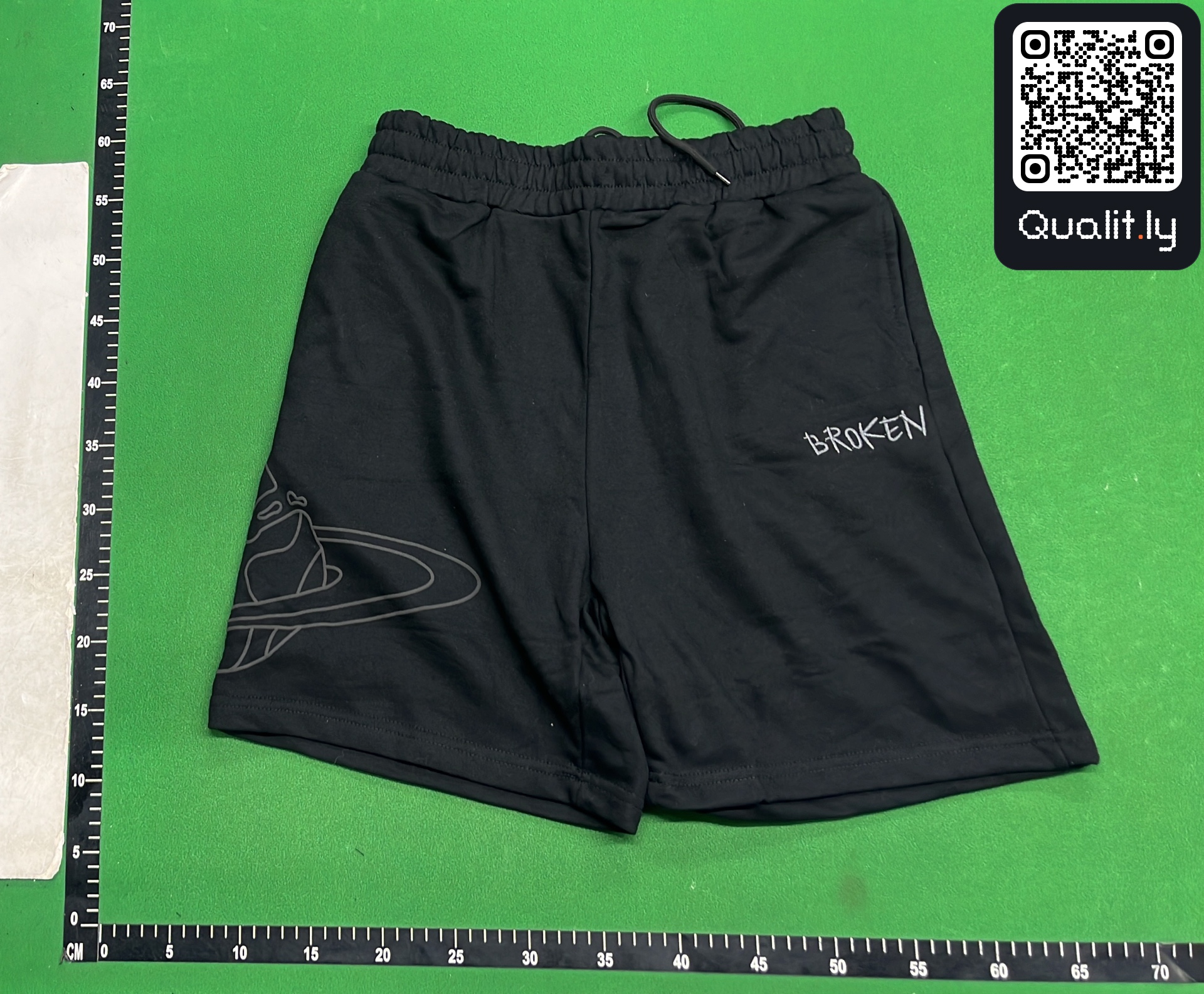 Pantaloncini — foto QC 2 di 28