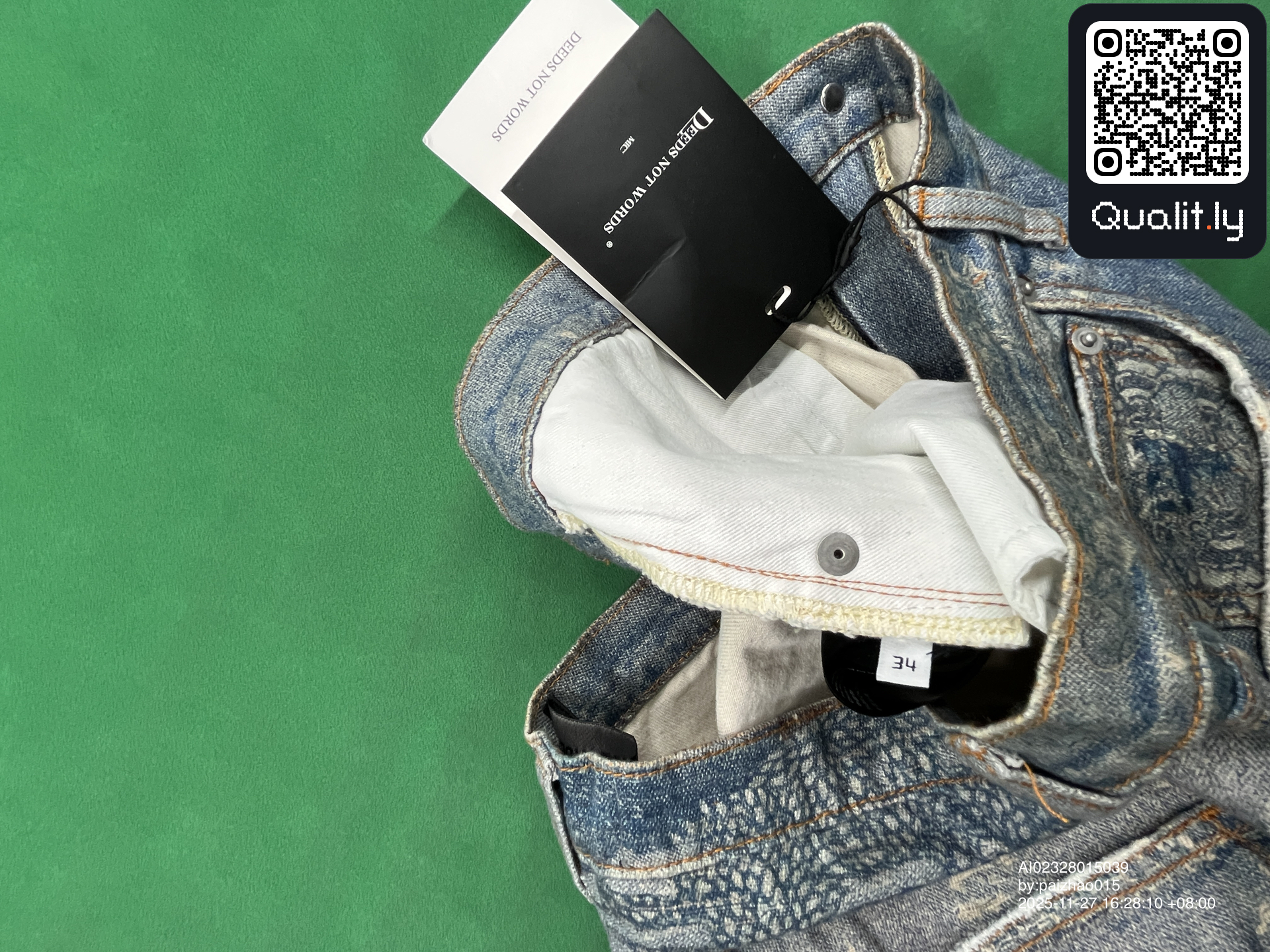 Jeans — QC-Foto 1 von 37