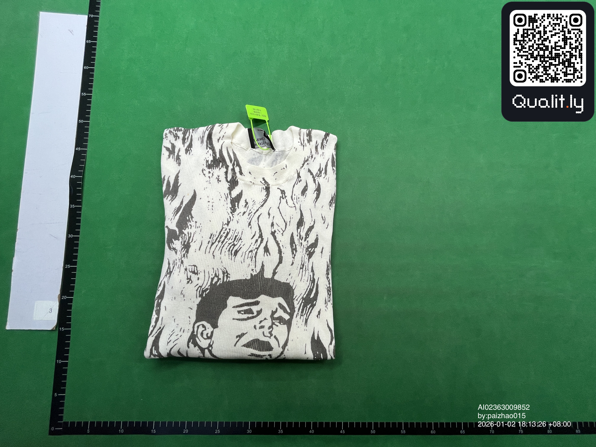 衬衫 QC 照片 1 / 4