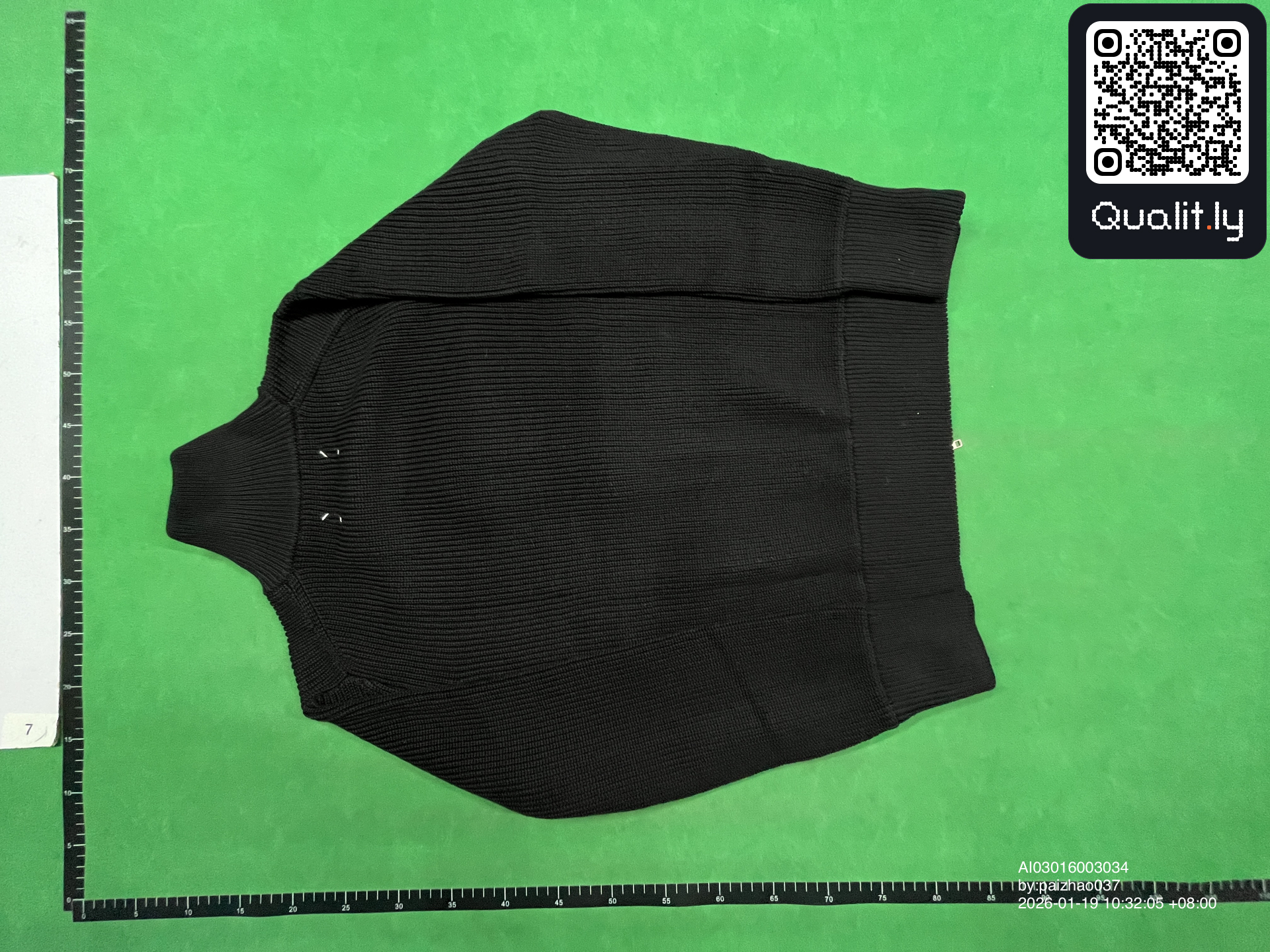 毛衣 QC 照片 2 / 4