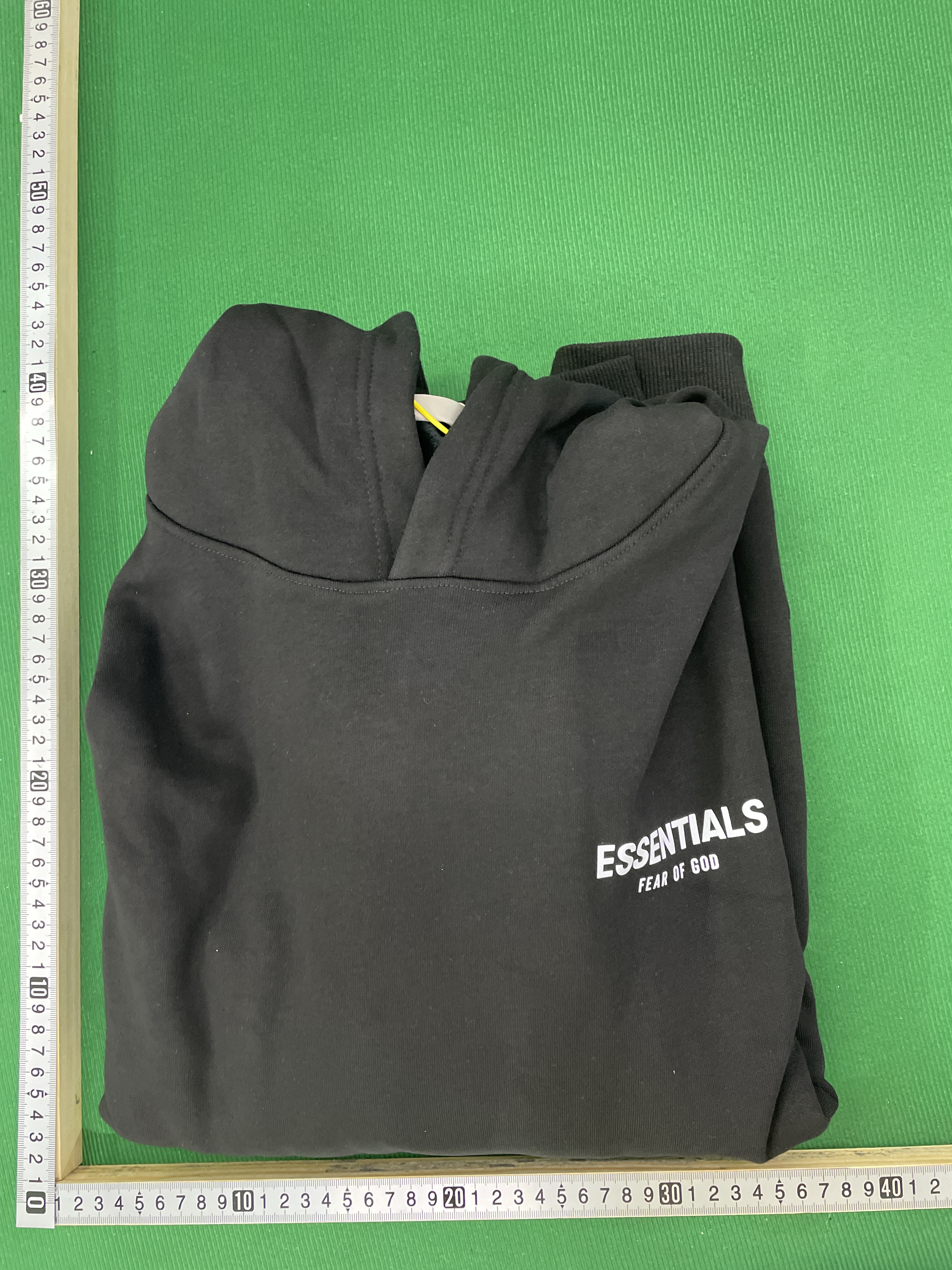 Hoodie QC photo 1 of 62