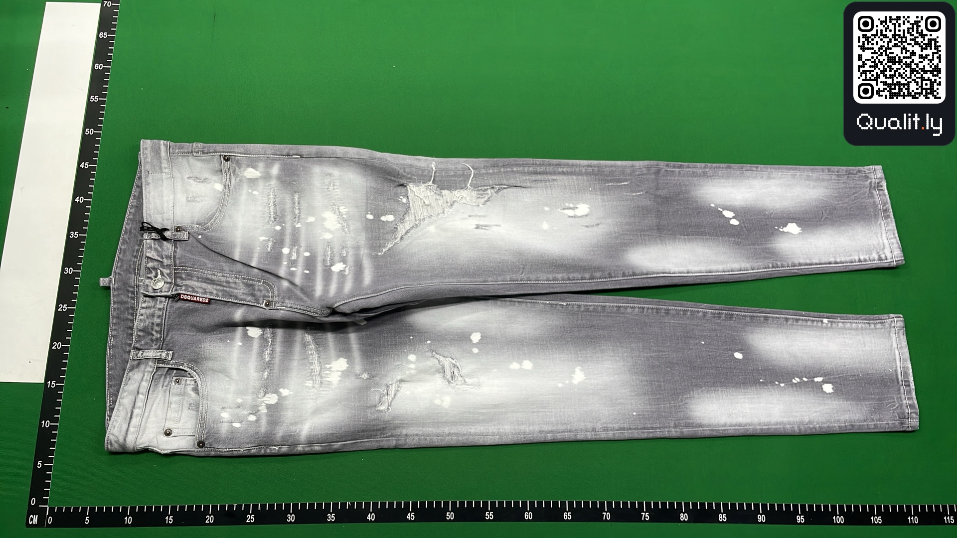 Jeans QC photo 2 of 32