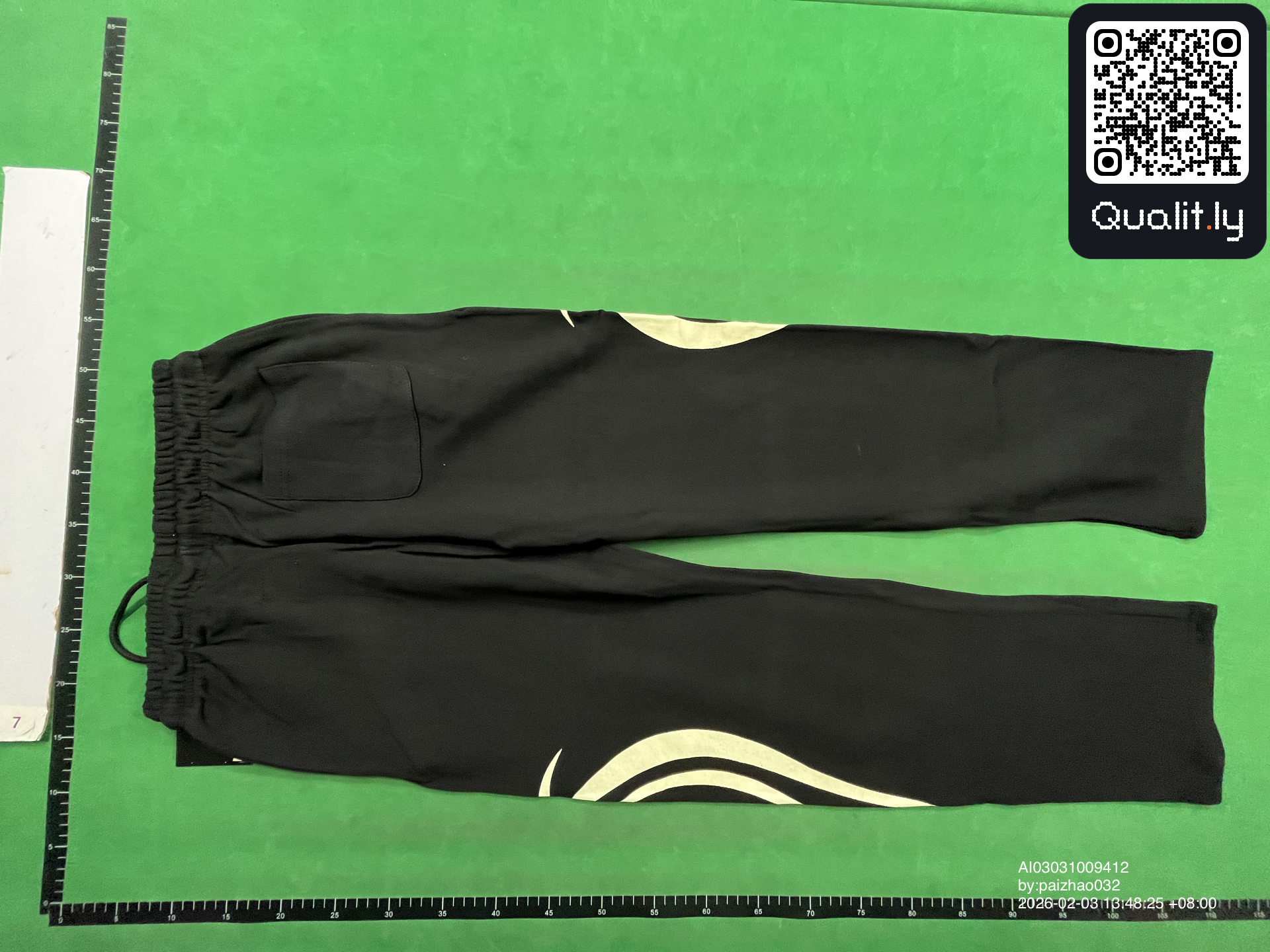 Tracksuit QC photo 2 of 34