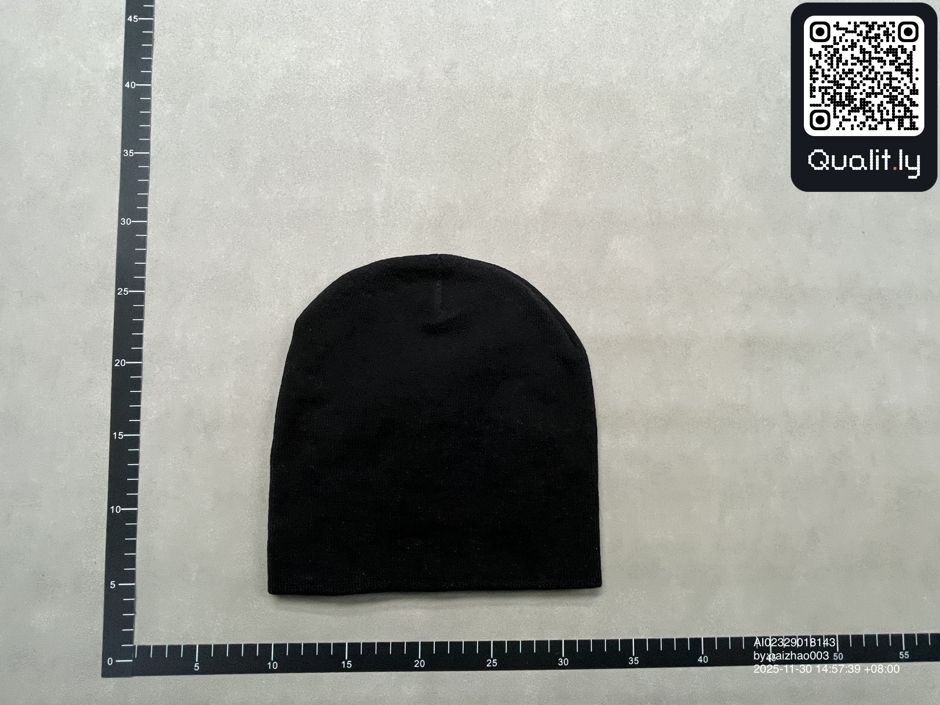 Beanie QC photo 2 of 10