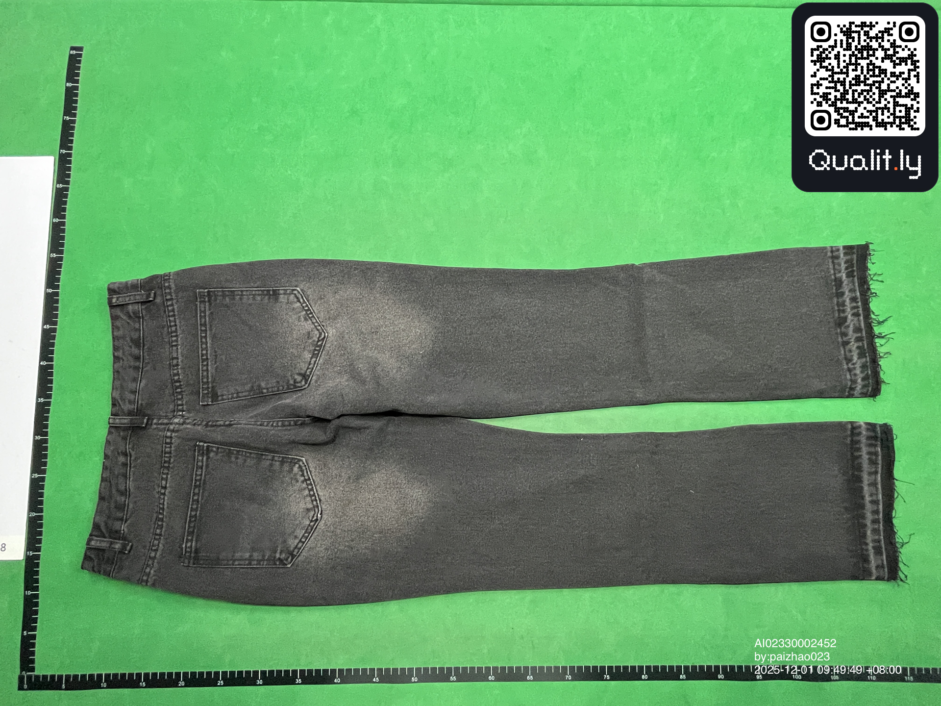 Jeans QC photo 2 of 46