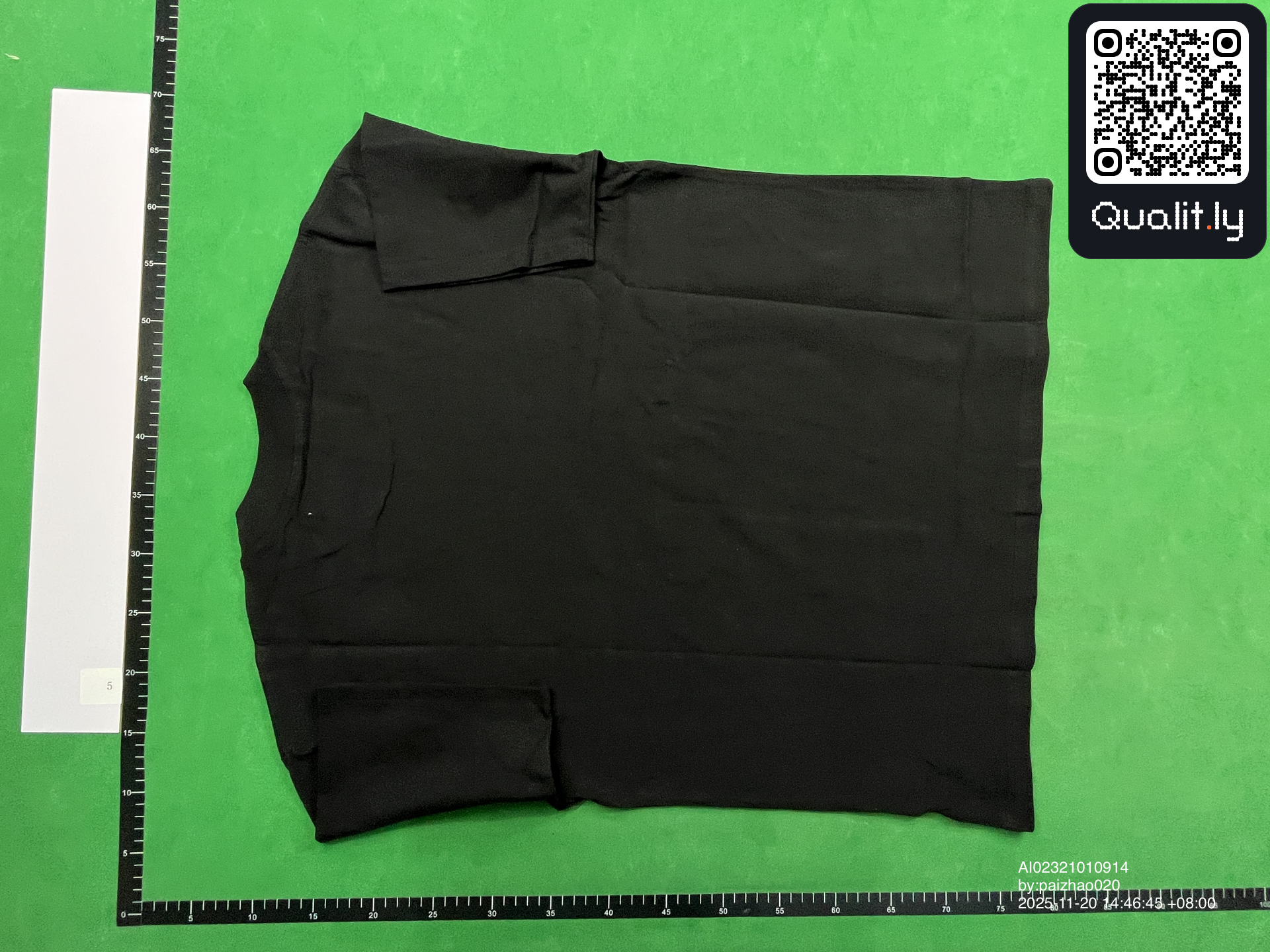 T-shirt — QC-foto 2 van 4