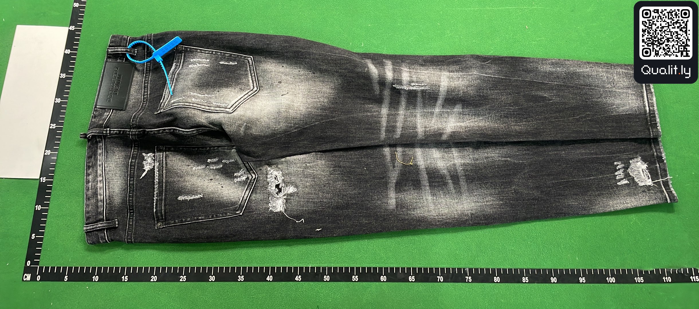 Jeans QC photo 3 of 8