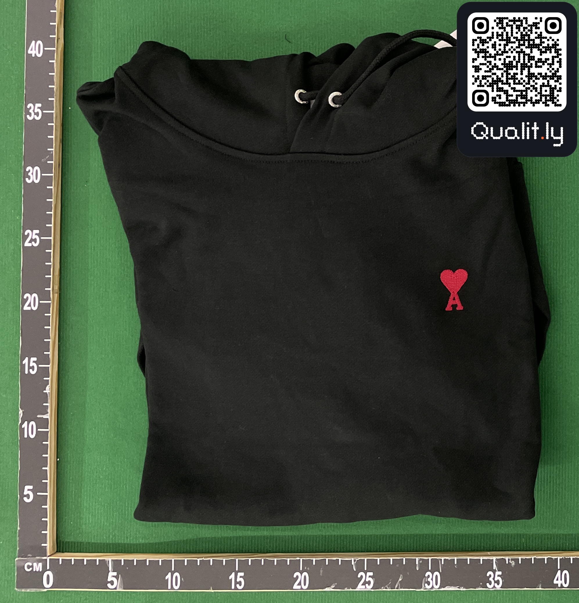 Hoodie — QC-Foto 2 von 60