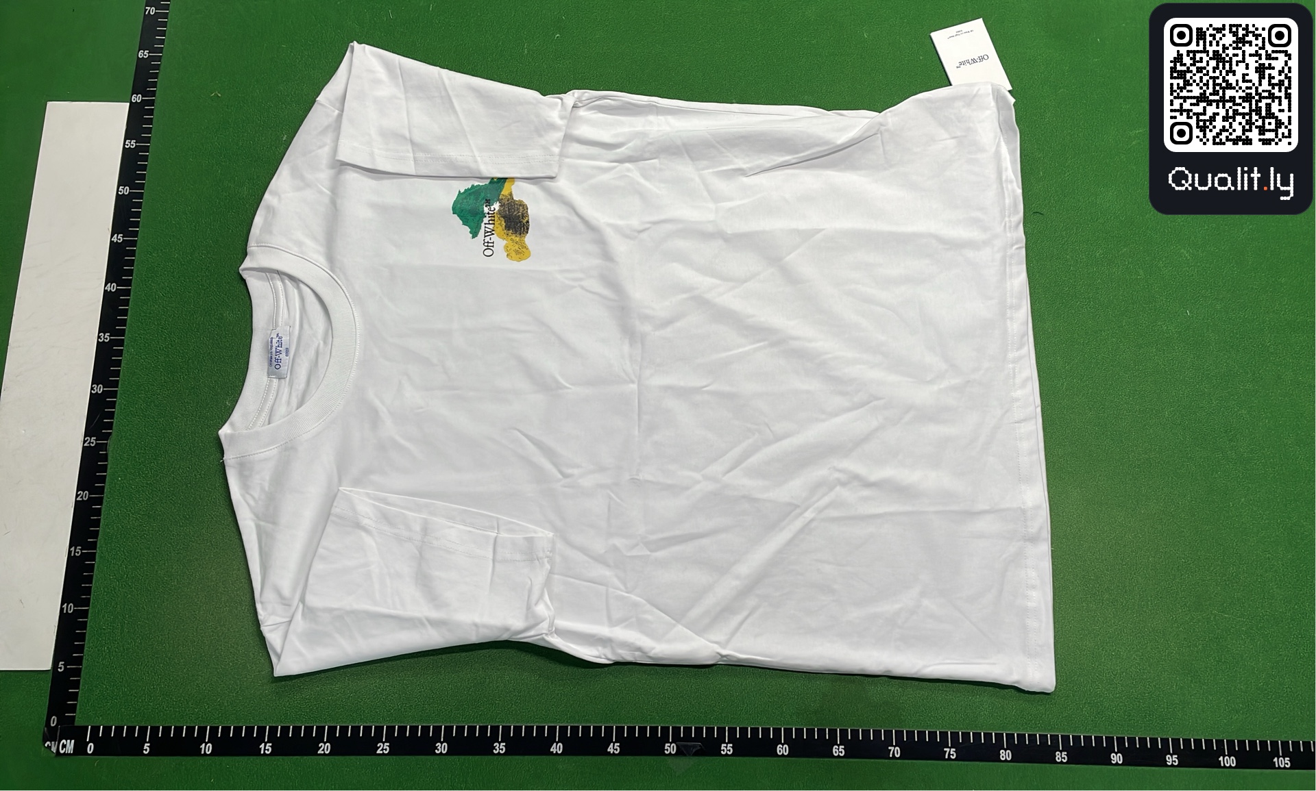 T-shirt — foto QC 2 di 4