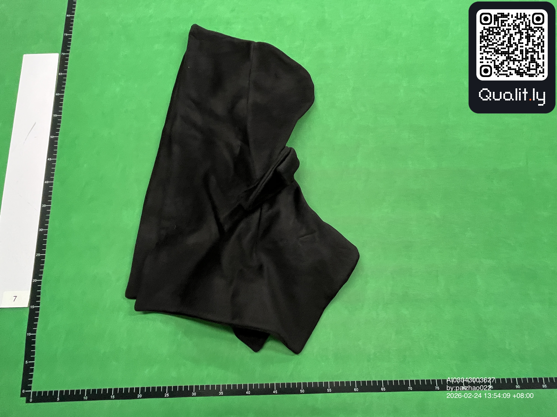 Hoodie — QC-foto 1 av 26