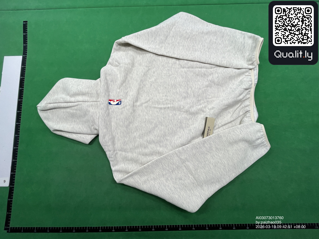 Sweatshirt — QC-foto 2 av 8