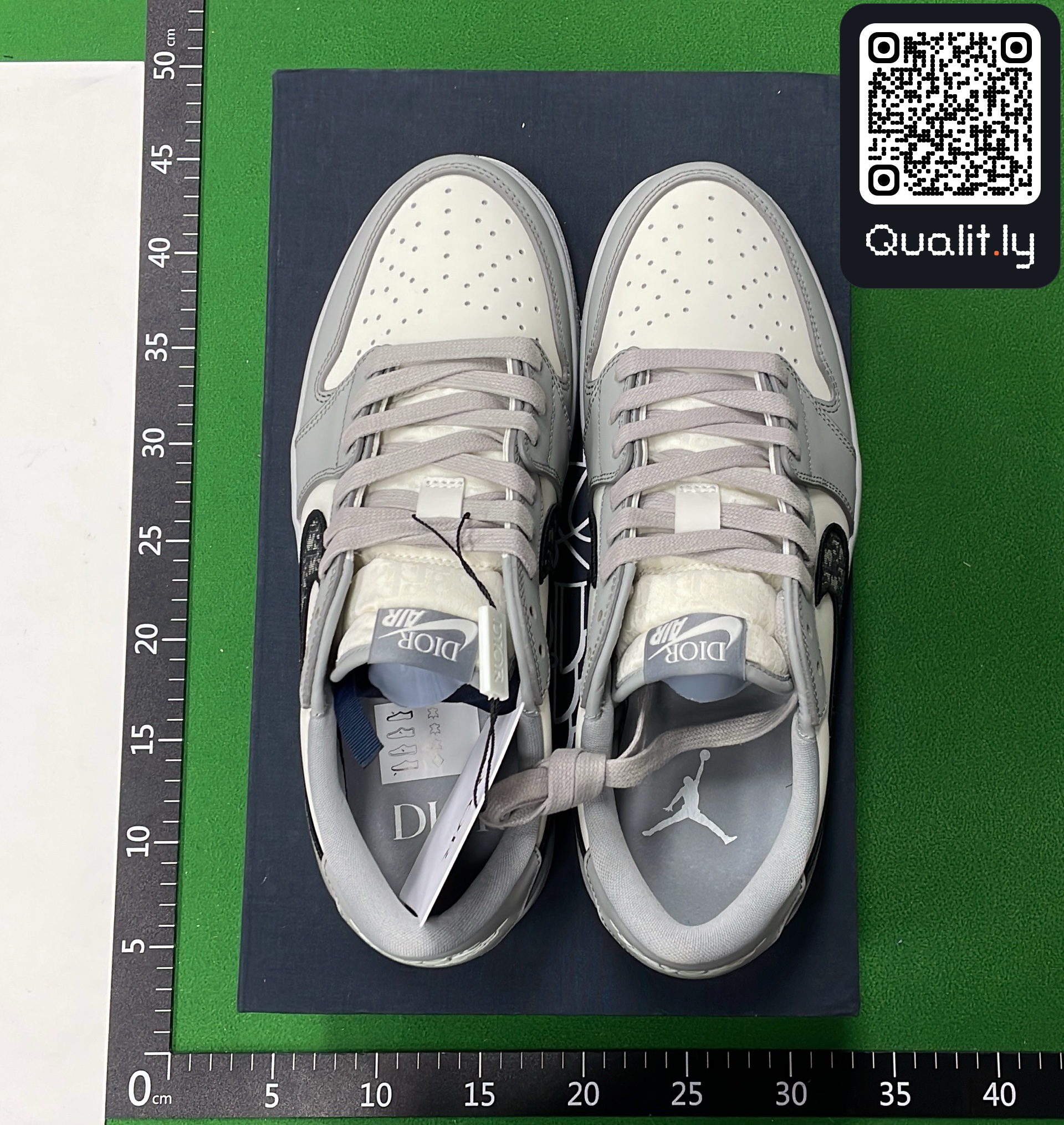 QC photo 1 of 12